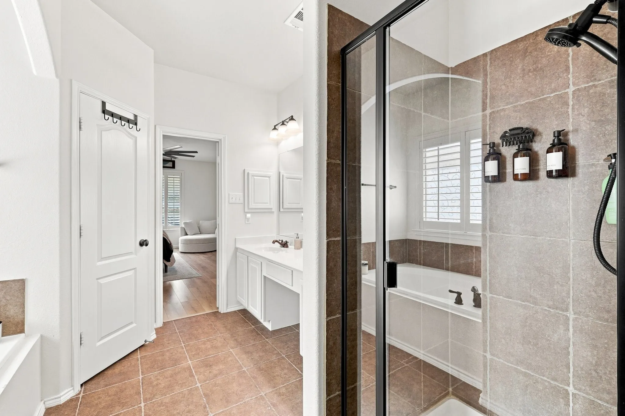 Single Family Residence For Sale in Denton County , 1512 Augusta Drive, Savannah, Texas 76227, 3 Bedroom, 2 Bathroom, 2 Garage spaces, 2,034 Sqft, built in 2008, mls#21380004, Real Estate Agent in Savannah, Homes For Sale in Denton county, Homes For Sale in Savannah, Realtor in Savannah Texas, Real Estate Brokerage Independent Realty Texas, Luminita Cordes Realtor