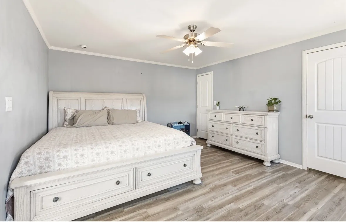 Mobile Home For Sale in Denton County , 1800 Preston on the Lake Boulevard 470, Little Elm, Texas 75068, 3 Bedroom, 2 Bathroom, Garage spaces, 1,216 Sqft, built in 2019, mls#21379172, Real Estate Agent in Little Elm, Homes For Sale in Denton county, Homes For Sale in Little Elm, Realtor in Little Elm Texas, Real Estate Brokerage Independent Realty Texas, Luminita Cordes Realtor