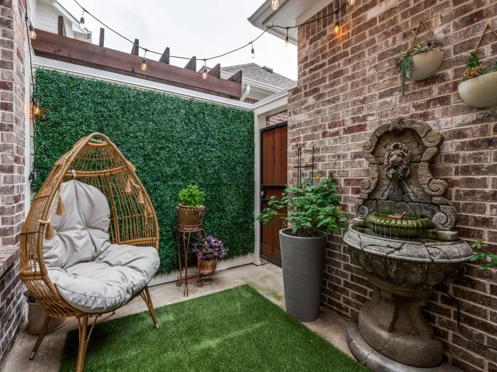 Townhouse For Sale in Denton County , 8357 Canal Street, Frisco, Texas 75034, 3 Bedroom, 3 Bathroom, 2 Garage spaces, 2,238 Sqft, built in 2015, mls#21380496, Real Estate Agent in Frisco, Homes For Sale in Denton county, Homes For Sale in Frisco, Realtor in Frisco Texas, Real Estate Brokerage Independent Realty Texas, Luminita Cordes Realtor