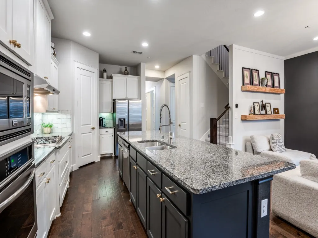 Townhouse For Sale in Denton County , 8357 Canal Street, Frisco, Texas 75034, 3 Bedroom, 3 Bathroom, 2 Garage spaces, 2,238 Sqft, built in 2015, mls#21380496, Real Estate Agent in Frisco, Homes For Sale in Denton county, Homes For Sale in Frisco, Realtor in Frisco Texas, Real Estate Brokerage Independent Realty Texas, Luminita Cordes Realtor