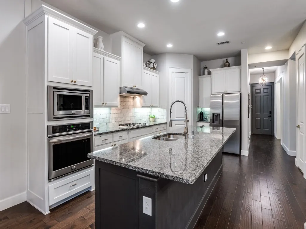 Townhouse For Sale in Denton County , 8357 Canal Street, Frisco, Texas 75034, 3 Bedroom, 3 Bathroom, 2 Garage spaces, 2,238 Sqft, built in 2015, mls#21380496, Real Estate Agent in Frisco, Homes For Sale in Denton county, Homes For Sale in Frisco, Realtor in Frisco Texas, Real Estate Brokerage Independent Realty Texas, Luminita Cordes Realtor