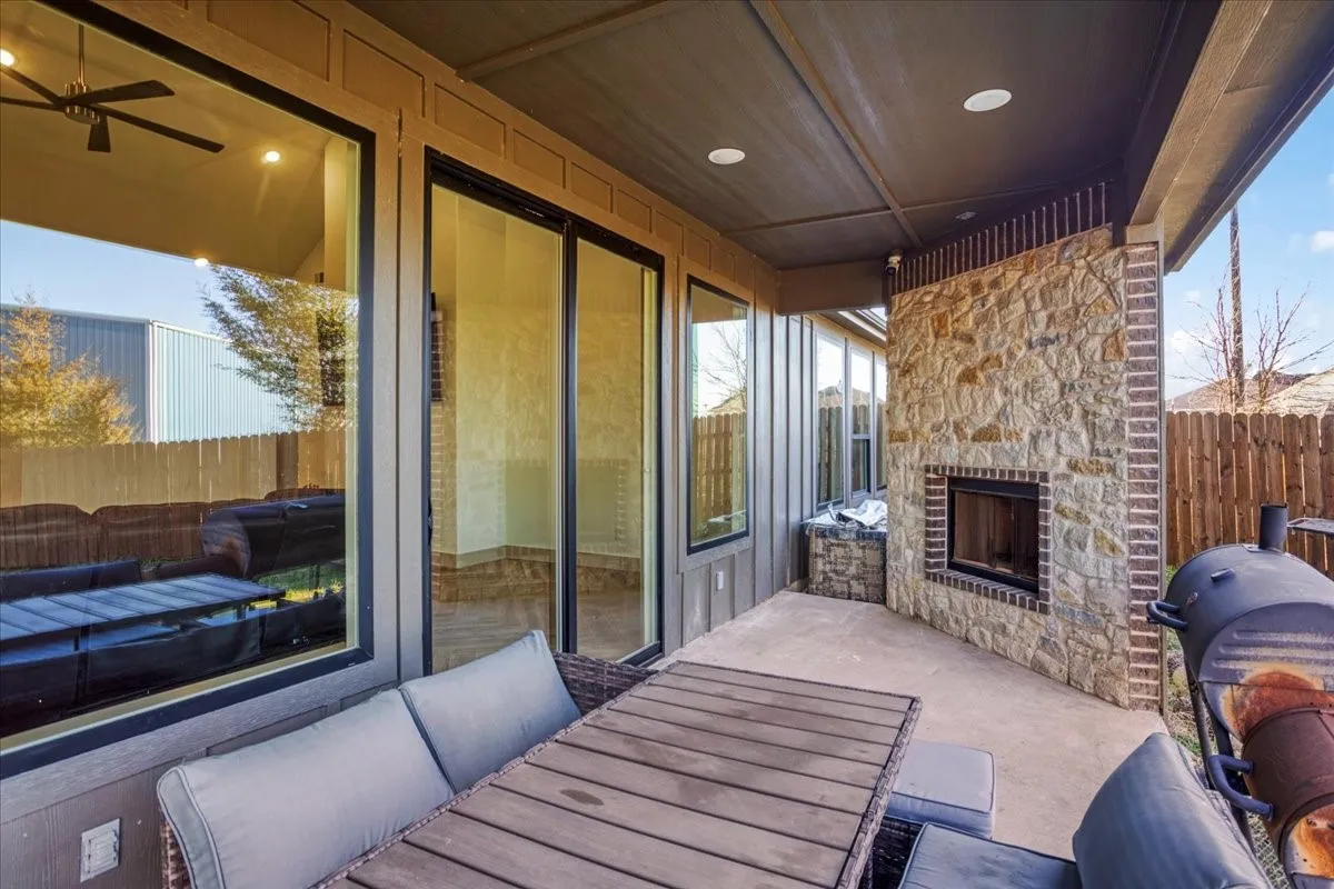 Single Family Residence For Sale in Grayson County , 920 Oil Mill Road, Van Alstyne, Texas 75495, 5 Bedroom, 3 Bathroom, Garage spaces, 3,984 Sqft, built in 2025, mls#21381549, Real Estate Agent in Van Alstyne, Homes For Sale in Grayson county, Homes For Sale in Van Alstyne, Realtor in Van Alstyne Texas, Real Estate Brokerage Independent Realty Texas, Luminita Cordes Realtor