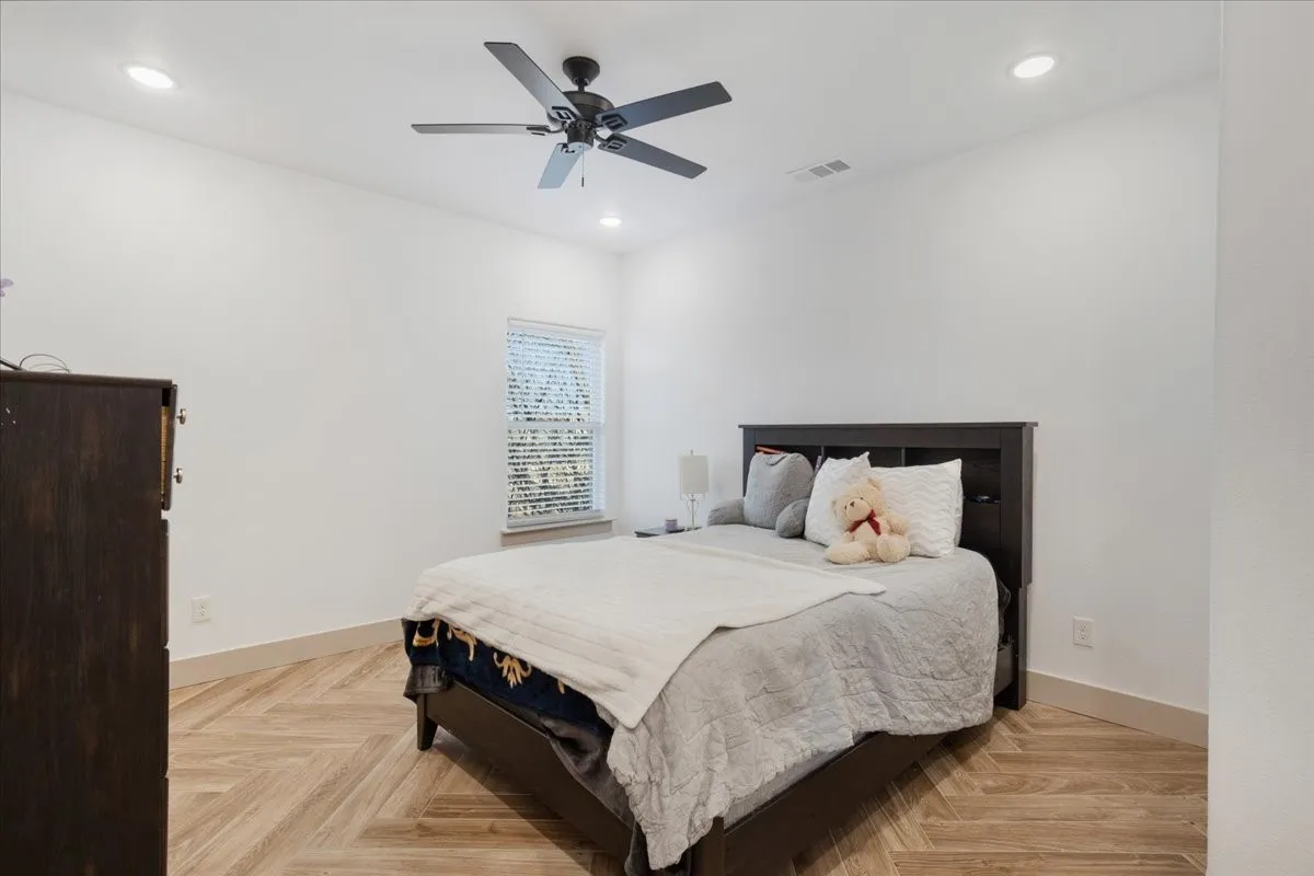 Single Family Residence For Sale in Grayson County , 920 Oil Mill Road, Van Alstyne, Texas 75495, 5 Bedroom, 3 Bathroom, Garage spaces, 3,984 Sqft, built in 2025, mls#21381549, Real Estate Agent in Van Alstyne, Homes For Sale in Grayson county, Homes For Sale in Van Alstyne, Realtor in Van Alstyne Texas, Real Estate Brokerage Independent Realty Texas, Luminita Cordes Realtor