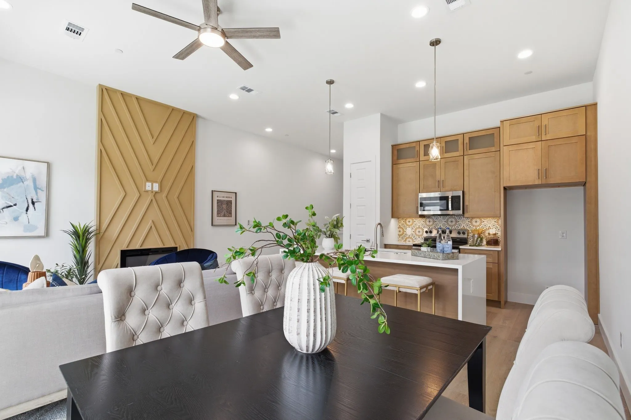 Townhouse For Rent in Dallas County , 2925 Spruce Valley Lane 314, Dallas, Texas 75233, 2 Bedroom, 2 Bathroom, 2 Garage spaces, 1,351 Sqft, built in 2026, mls#21381550, Real Estate Agent in Dallas, Homes For Rent in Dallas county, Homes For Rent in Dallas, Realtor in Dallas Texas, Real Estate Brokerage Independent Realty Texas, Luminita Cordes Realtor