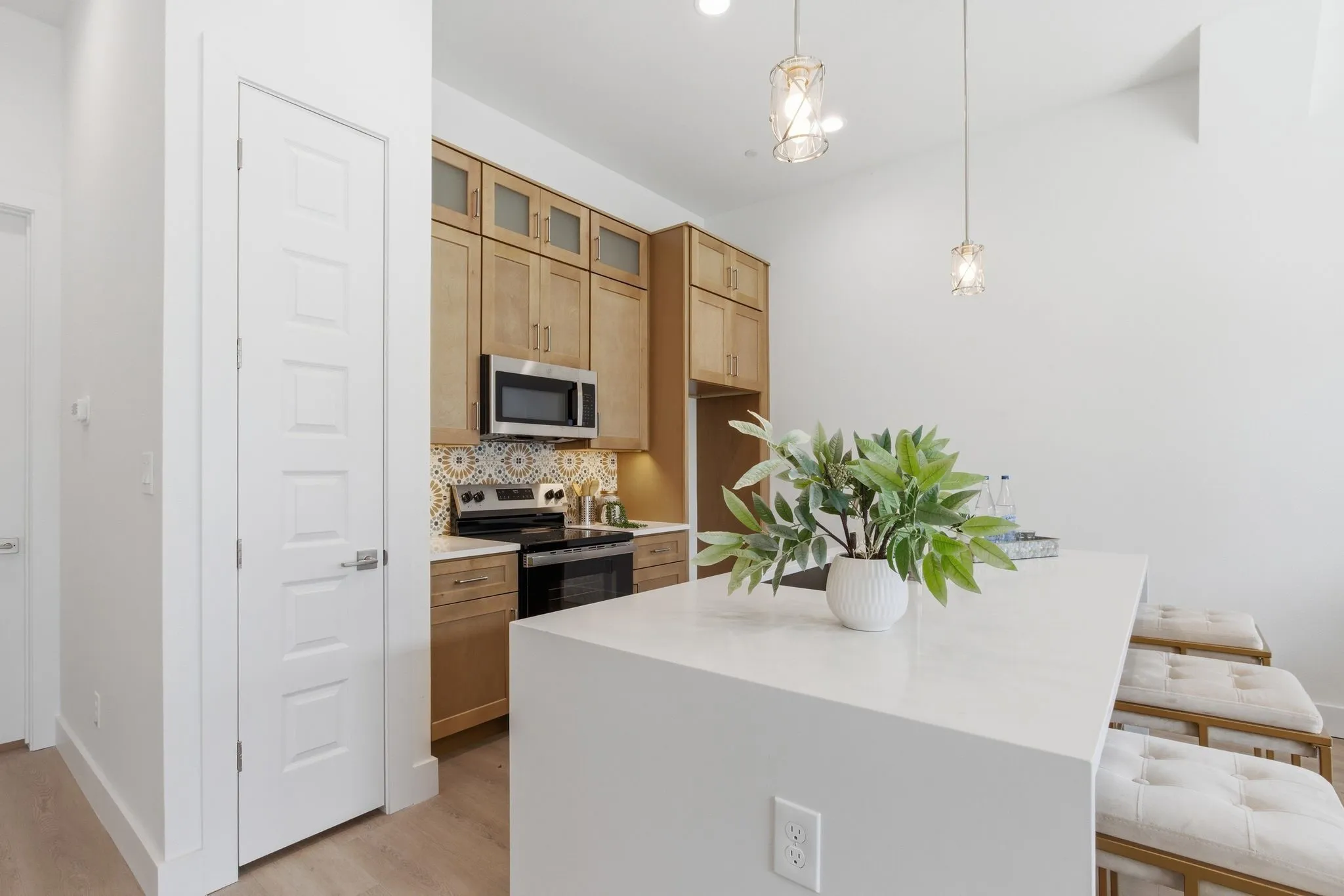Townhouse For Rent in Dallas County , 2925 Spruce Valley Lane 314, Dallas, Texas 75233, 2 Bedroom, 2 Bathroom, 2 Garage spaces, 1,351 Sqft, built in 2026, mls#21381550, Real Estate Agent in Dallas, Homes For Rent in Dallas county, Homes For Rent in Dallas, Realtor in Dallas Texas, Real Estate Brokerage Independent Realty Texas, Luminita Cordes Realtor