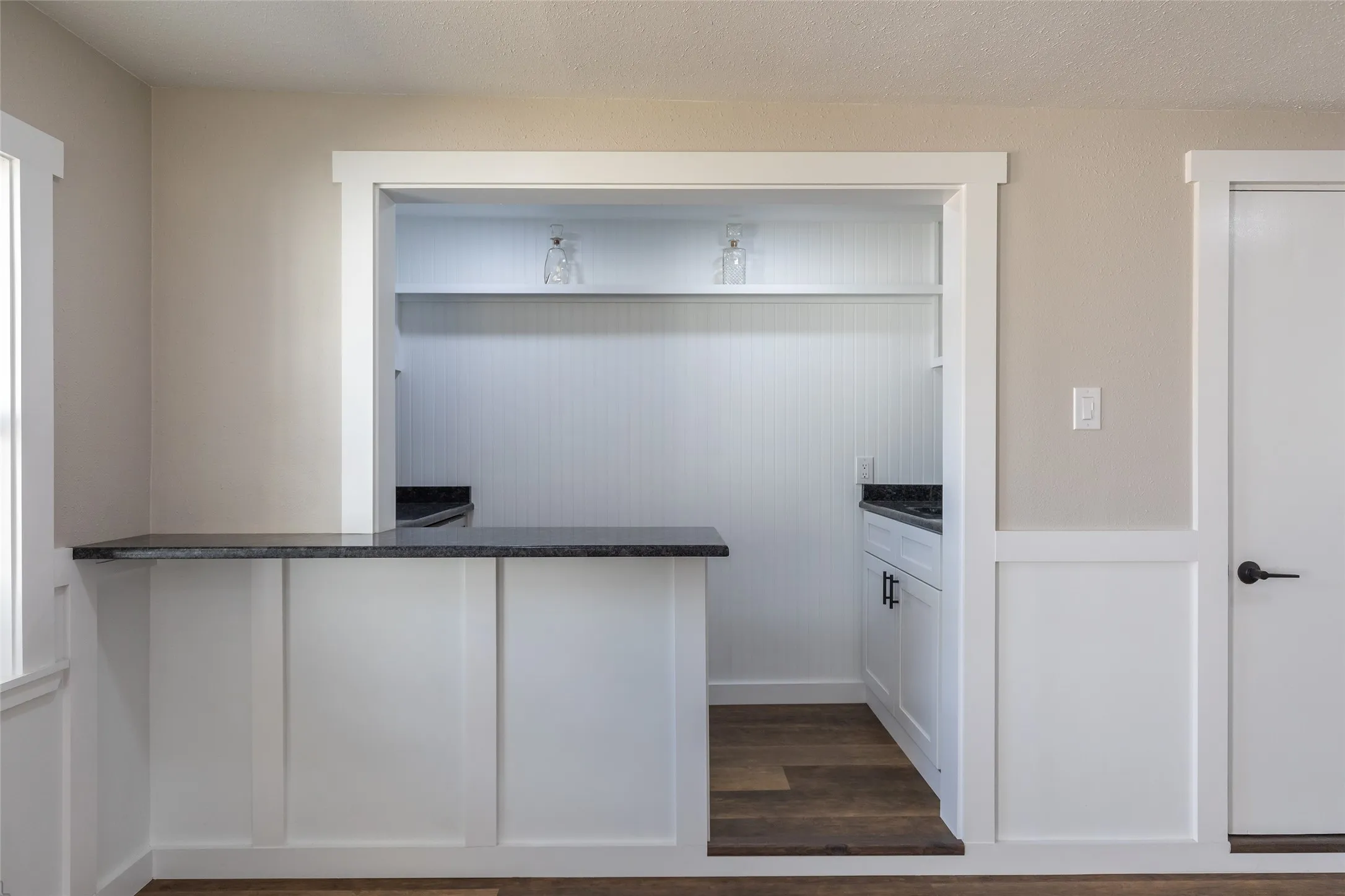 Single Family Residence For Sale in Jones County , 859 Choctaw Point, Abilene, Texas 79601, 3 Bedroom, 4 Bathroom, 1 Garage spaces, 2,086 Sqft, built in 1967, mls#21378461, Real Estate Agent in Abilene, Homes For Sale in Jones county, Homes For Sale in Abilene, Realtor in Abilene Texas, Real Estate Brokerage Independent Realty Texas, Luminita Cordes Realtor