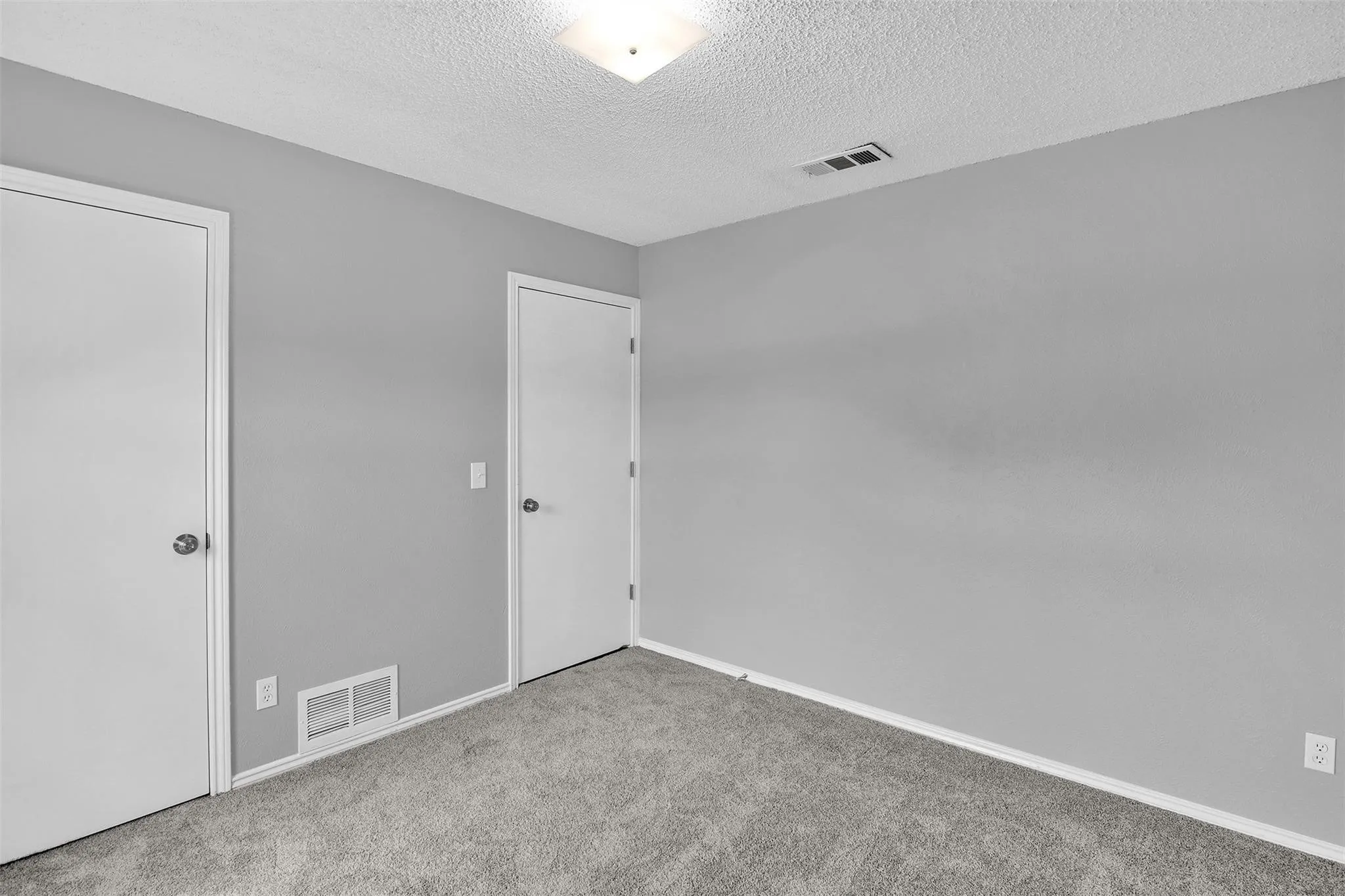 Single Family Residence For Rent in Collin County , 1113 Roaring Springs Drive, Allen, Texas 75002, 3 Bedroom, 2 Bathroom, 2 Garage spaces, 1,580 Sqft, built in 1981, mls#21381555, Real Estate Agent in Allen, Homes For Rent in Collin county, Homes For Rent in Allen, Realtor in Allen Texas, Real Estate Brokerage Independent Realty Texas, Luminita Cordes Realtor