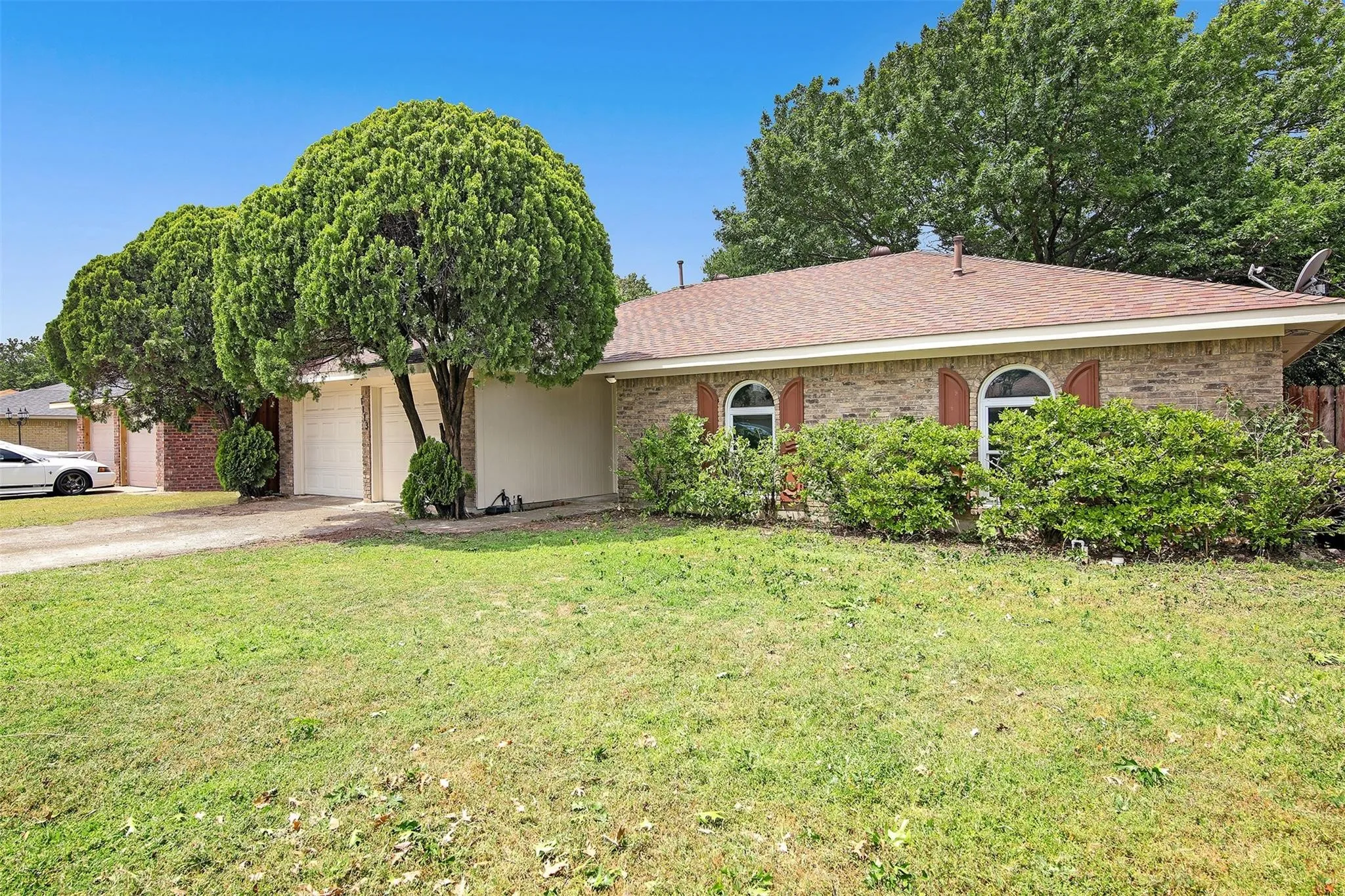 Single Family Residence For Rent in Collin County , 1113 Roaring Springs Drive, Allen, Texas 75002, 3 Bedroom, 2 Bathroom, 2 Garage spaces, 1,580 Sqft, built in 1981, mls#21381555, Real Estate Agent in Allen, Homes For Rent in Collin county, Homes For Rent in Allen, Realtor in Allen Texas, Real Estate Brokerage Independent Realty Texas, Luminita Cordes Realtor