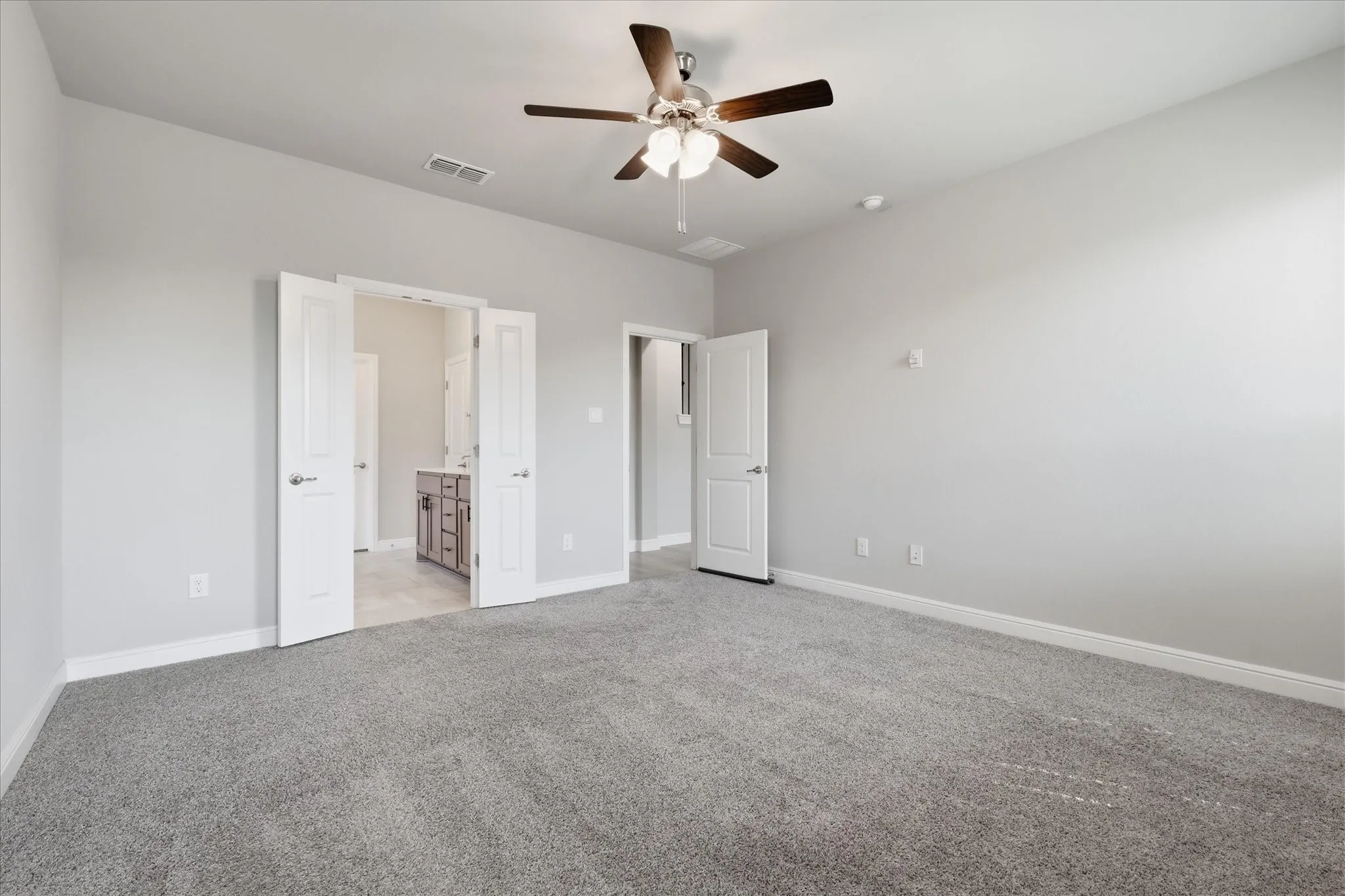 Single Family Residence For Rent in Denton County , 1516 Rachel Street, Northlake, Texas 76247, 5 Bedroom, 4 Bathroom, 2 Garage spaces, 2,800 Sqft, built in 2021, mls#21380545, Real Estate Agent in Northlake, Homes For Rent in Denton county, Homes For Rent in Northlake, Realtor in Northlake Texas, Real Estate Brokerage Independent Realty Texas, Luminita Cordes Realtor