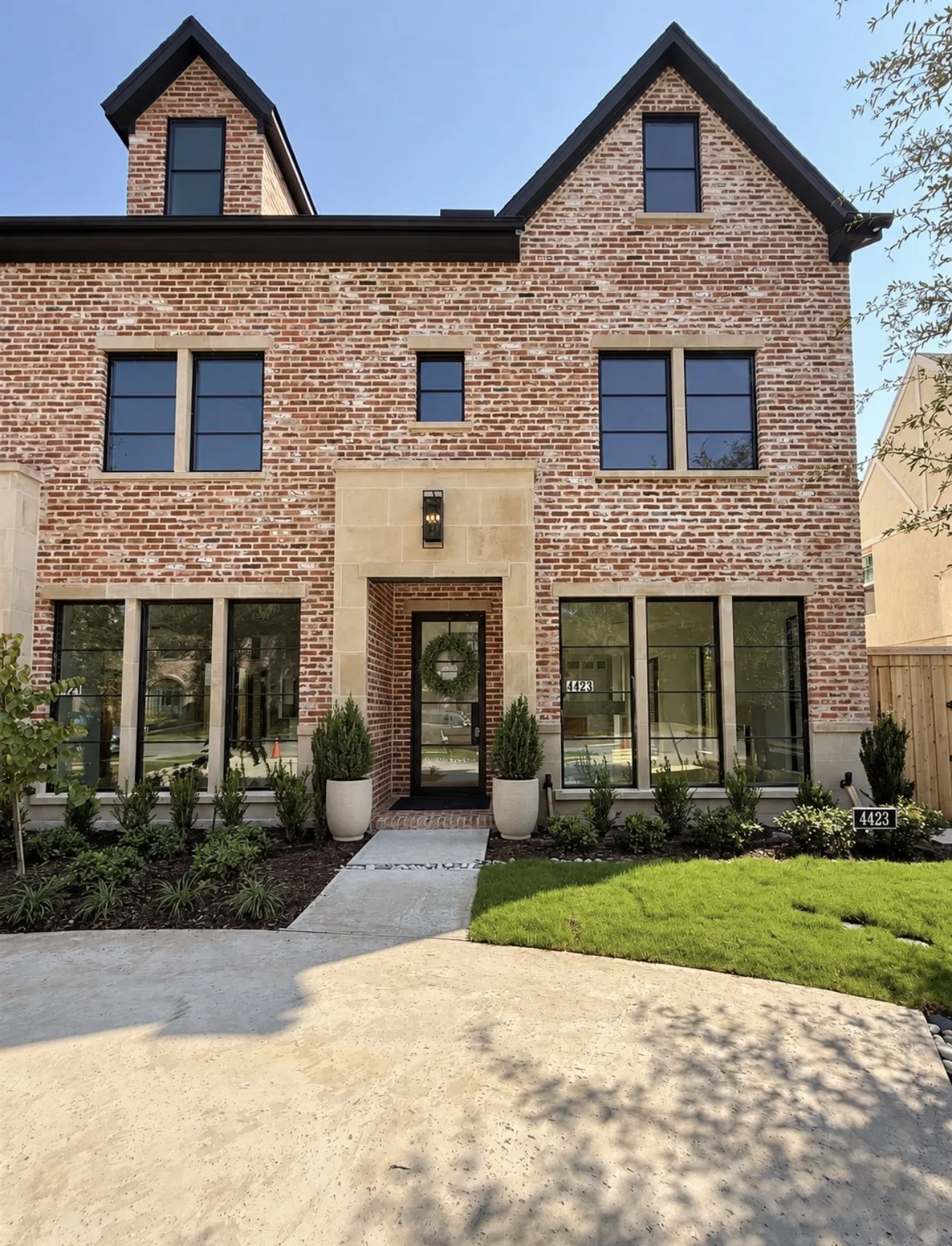 Single Family Residence For Rent in Dallas County , 4423 Emerson Avenue, University Park, Texas 75205, 6 Bedroom, 5 Bathroom, 2 Garage spaces, 3,592 Sqft, built in 2025, mls#21381564, Real Estate Agent in University Park, Homes For Rent in Dallas county, Homes For Rent in University Park, Realtor in University Park Texas, Real Estate Brokerage Independent Realty Texas, Luminita Cordes Realtor