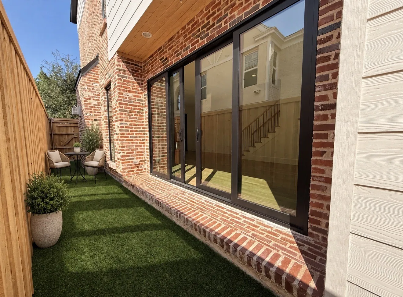 Single Family Residence For Rent in Dallas County , 4423 Emerson Avenue, University Park, Texas 75205, 6 Bedroom, 5 Bathroom, 2 Garage spaces, 3,592 Sqft, built in 2025, mls#21381564, Real Estate Agent in University Park, Homes For Rent in Dallas county, Homes For Rent in University Park, Realtor in University Park Texas, Real Estate Brokerage Independent Realty Texas, Luminita Cordes Realtor