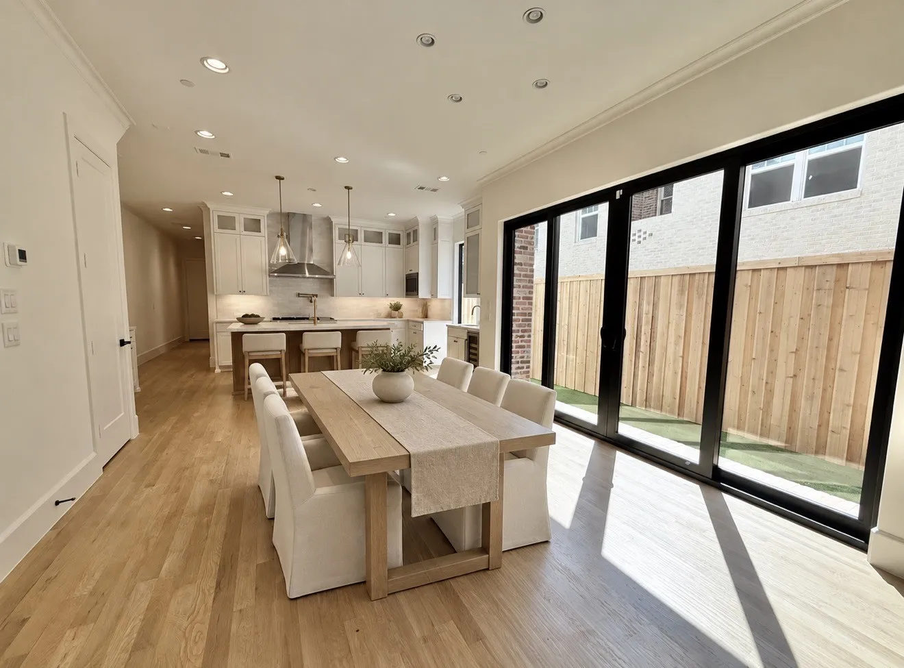Single Family Residence For Rent in Dallas County , 4423 Emerson Avenue, University Park, Texas 75205, 6 Bedroom, 5 Bathroom, 2 Garage spaces, 3,592 Sqft, built in 2025, mls#21381564, Real Estate Agent in University Park, Homes For Rent in Dallas county, Homes For Rent in University Park, Realtor in University Park Texas, Real Estate Brokerage Independent Realty Texas, Luminita Cordes Realtor
