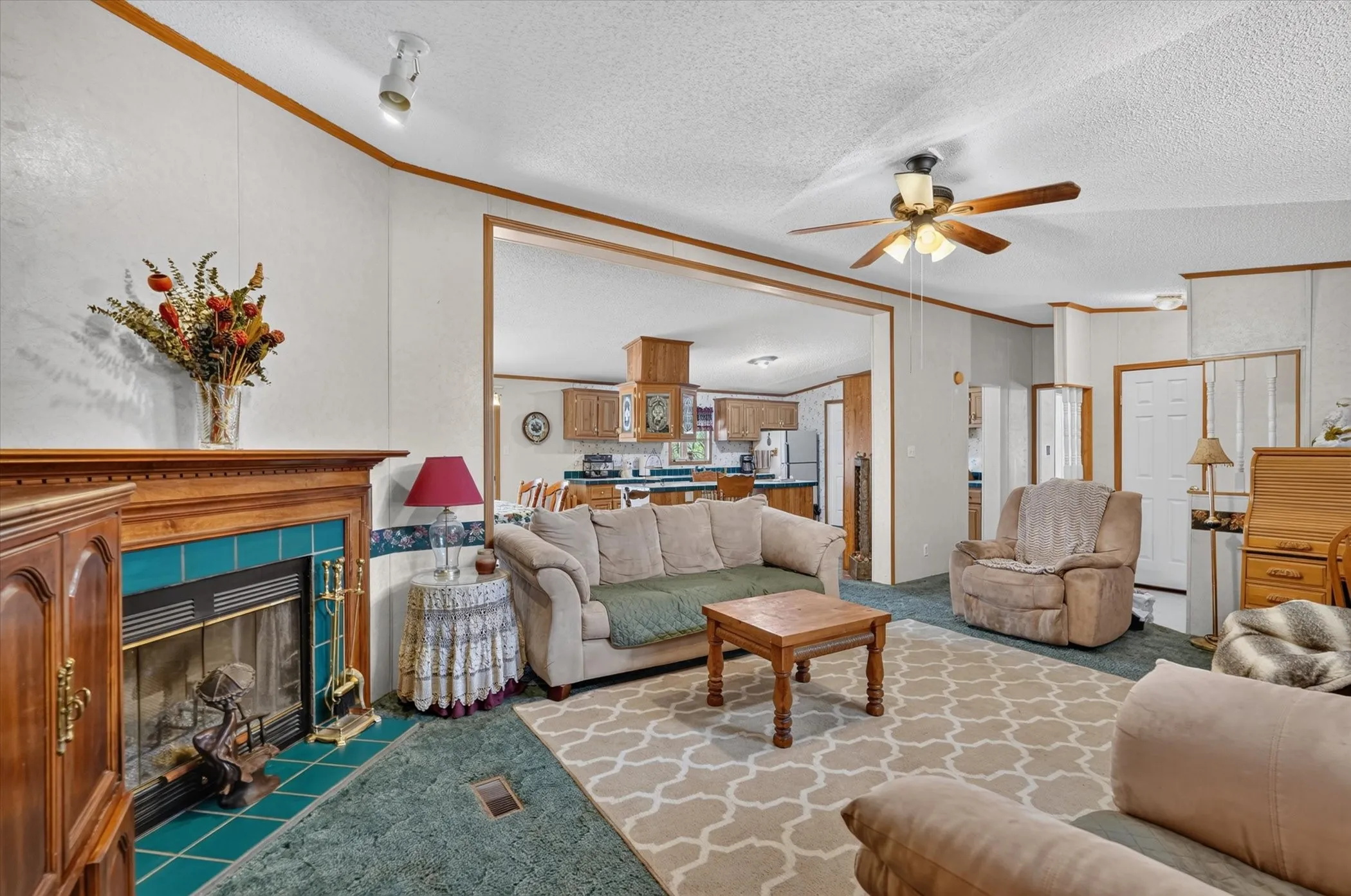 Mobile Home For Sale in Parker County , 460 Valley View Drive, Azle, Texas 76020, 3 Bedroom, 2 Bathroom, Garage spaces, 1,802 Sqft, built in 1997, mls#21380166, Real Estate Agent in Azle, Homes For Sale in Parker county, Homes For Sale in Azle, Realtor in Azle Texas, Real Estate Brokerage Independent Realty Texas, Luminita Cordes Realtor