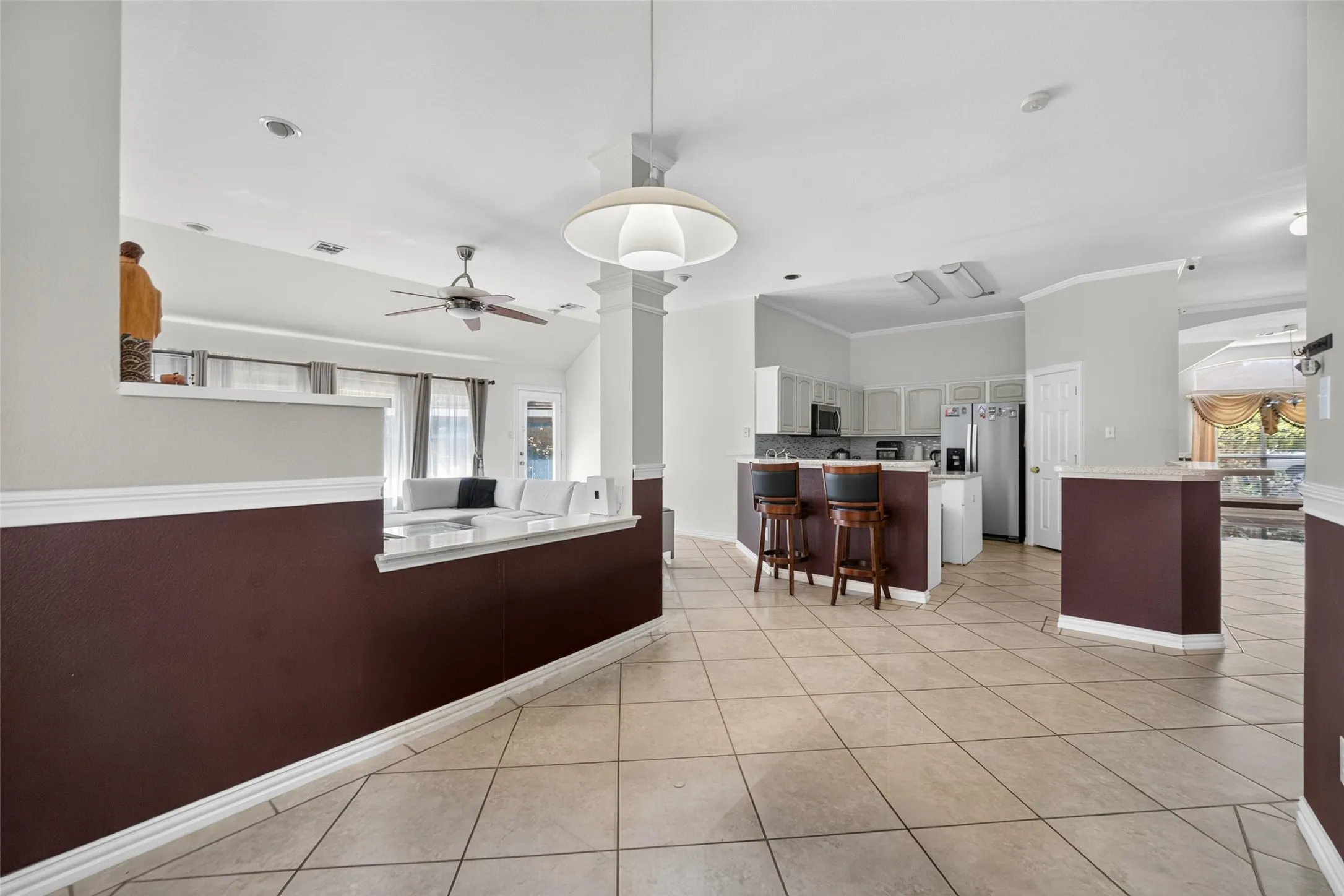 Single Family Residence For Sale in Dallas County , 3413 Castleman Cove Drive, Garland, Texas 75040, 4 Bedroom, 3 Bathroom, 2 Garage spaces, 2,411 Sqft, built in 2000, mls#21373459, Real Estate Agent in Garland, Homes For Sale in Dallas county, Homes For Sale in Garland, Realtor in Garland Texas, Real Estate Brokerage Independent Realty Texas, Luminita Cordes Realtor