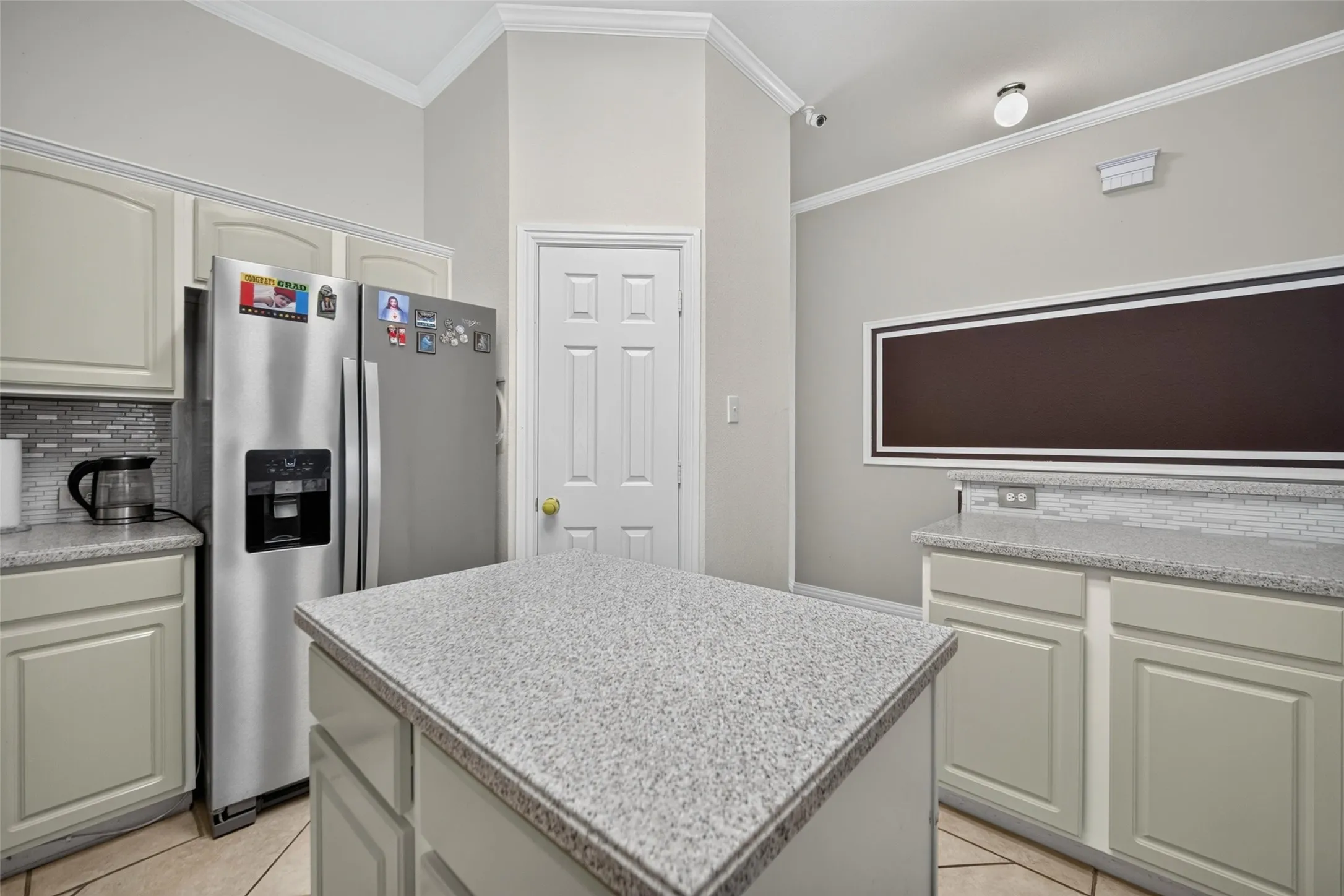 Single Family Residence For Sale in Dallas County , 3413 Castleman Cove Drive, Garland, Texas 75040, 4 Bedroom, 3 Bathroom, 2 Garage spaces, 2,411 Sqft, built in 2000, mls#21373459, Real Estate Agent in Garland, Homes For Sale in Dallas county, Homes For Sale in Garland, Realtor in Garland Texas, Real Estate Brokerage Independent Realty Texas, Luminita Cordes Realtor