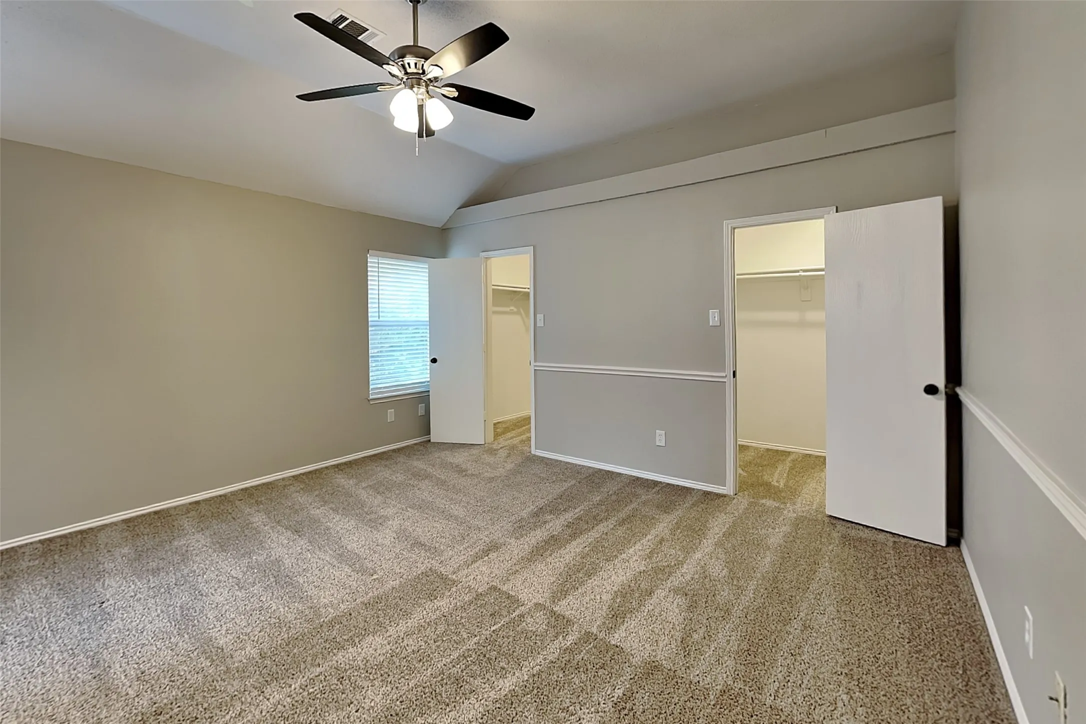 Single Family Residence For Rent in Denton County , 1677 Prescott Circle, Flower Mound, Texas 75028, 3 Bedroom, 3 Bathroom, 2 Garage spaces, 2,066 Sqft, built in 1992, mls#21381563, Real Estate Agent in Flower Mound, Homes For Rent in Denton county, Homes For Rent in Flower Mound, Realtor in Flower Mound Texas, Real Estate Brokerage Independent Realty Texas, Luminita Cordes Realtor