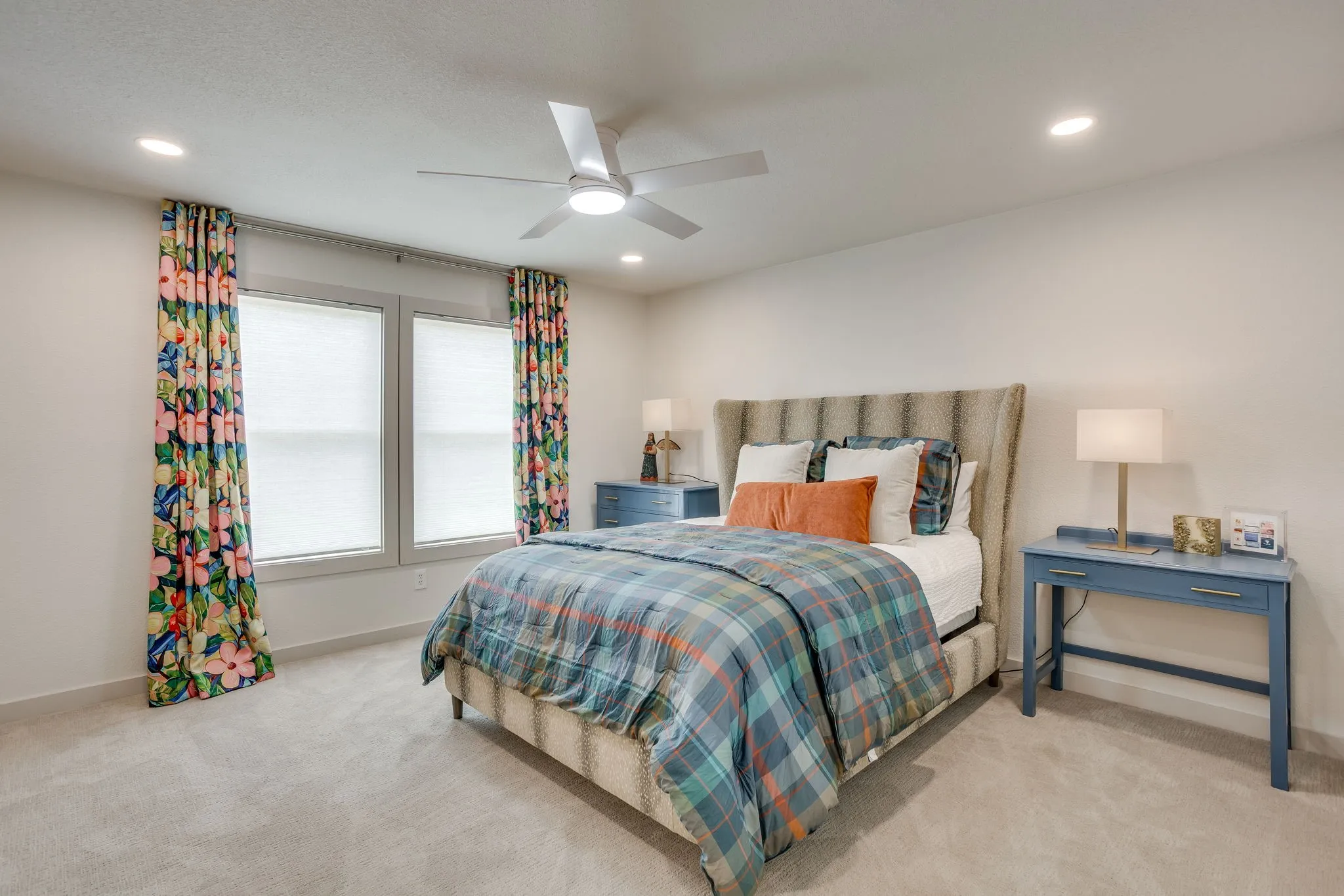 Single Family Residence For Sale in Tarrant County , 2144 Fountain Square Drive, Fort Worth, Texas 76107, 4 Bedroom, 4 Bathroom, 2 Garage spaces, 3,710 Sqft, built in 1984, mls#21374791, Real Estate Agent in Fort Worth, Homes For Sale in Tarrant county, Homes For Sale in Fort Worth, Realtor in Fort Worth Texas, Real Estate Brokerage Independent Realty Texas, Luminita Cordes Realtor