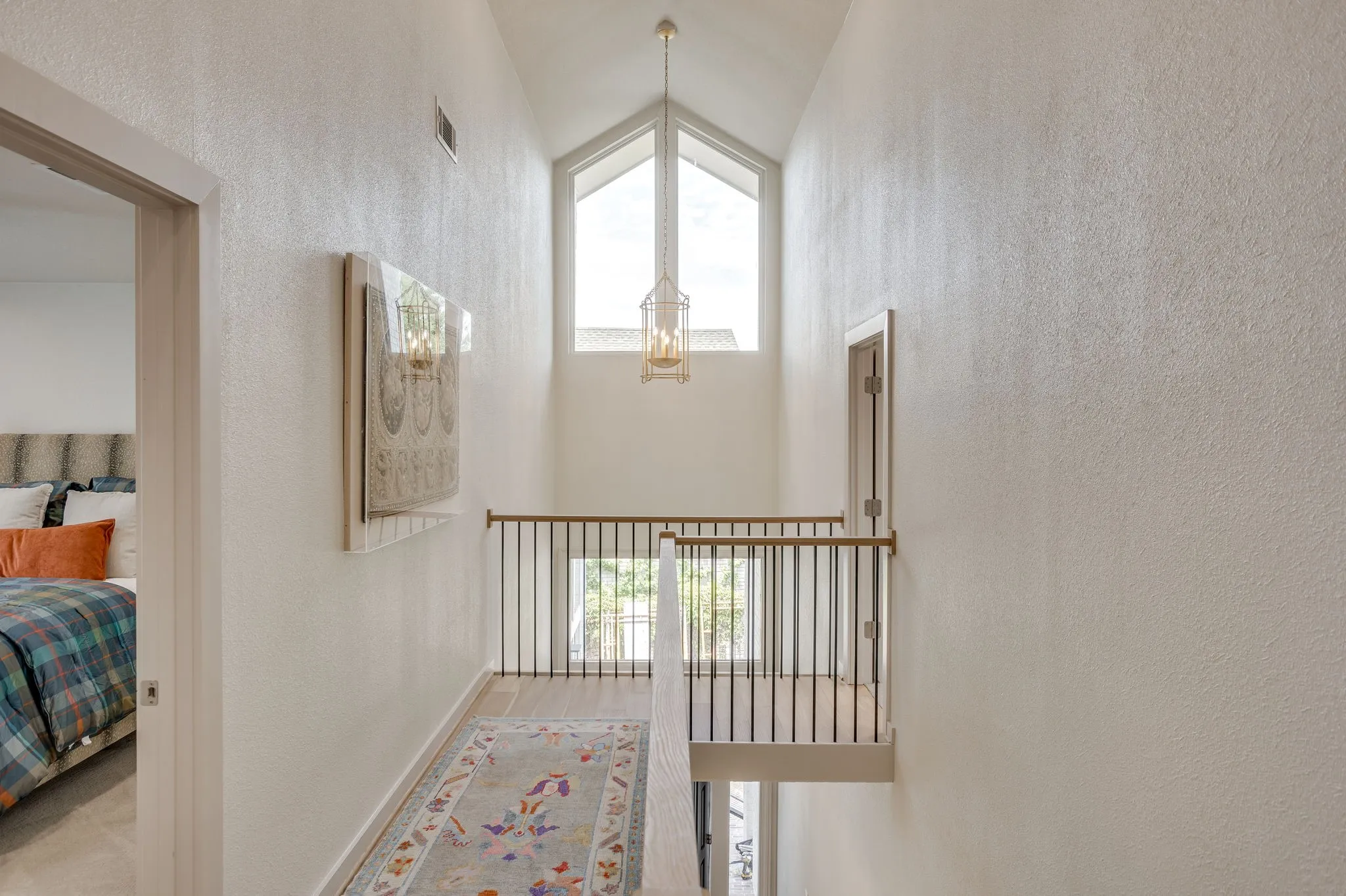Single Family Residence For Sale in Tarrant County , 2144 Fountain Square Drive, Fort Worth, Texas 76107, 4 Bedroom, 4 Bathroom, 2 Garage spaces, 3,710 Sqft, built in 1984, mls#21374791, Real Estate Agent in Fort Worth, Homes For Sale in Tarrant county, Homes For Sale in Fort Worth, Realtor in Fort Worth Texas, Real Estate Brokerage Independent Realty Texas, Luminita Cordes Realtor