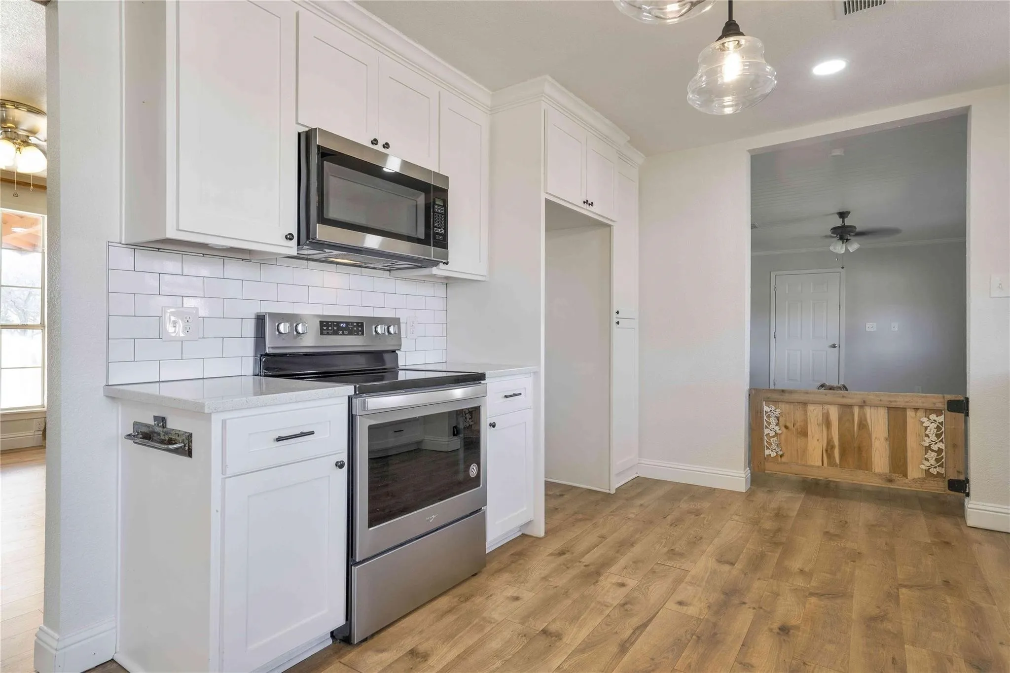 Single Family Residence For Sale in Collin County , 8235 County Road 506, Anna, Texas 75409, 3 Bedroom, 2 Bathroom, Garage spaces, 1,958 Sqft, built in 1976, mls#21380727, Real Estate Agent in Anna, Homes For Sale in Collin county, Homes For Sale in Anna, Realtor in Anna Texas, Real Estate Brokerage Independent Realty Texas, Luminita Cordes Realtor