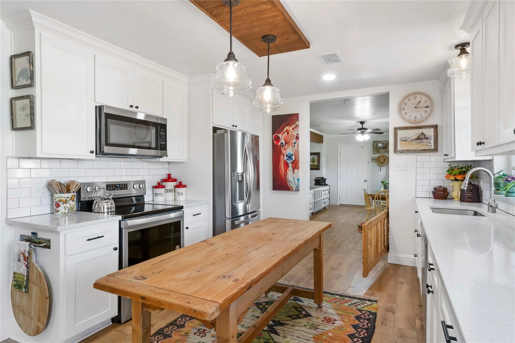 Single Family Residence For Sale in Collin County , 8235 County Road 506, Anna, Texas 75409, 3 Bedroom, 2 Bathroom, Garage spaces, 1,958 Sqft, built in 1976, mls#21380727, Real Estate Agent in Anna, Homes For Sale in Collin county, Homes For Sale in Anna, Realtor in Anna Texas, Real Estate Brokerage Independent Realty Texas, Luminita Cordes Realtor