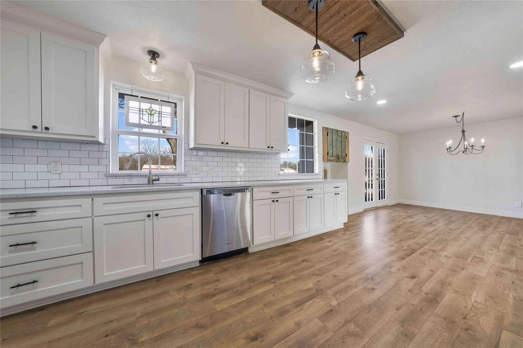 Single Family Residence For Sale in Collin County , 8235 County Road 506, Anna, Texas 75409, 3 Bedroom, 2 Bathroom, Garage spaces, 1,958 Sqft, built in 1976, mls#21380727, Real Estate Agent in Anna, Homes For Sale in Collin county, Homes For Sale in Anna, Realtor in Anna Texas, Real Estate Brokerage Independent Realty Texas, Luminita Cordes Realtor