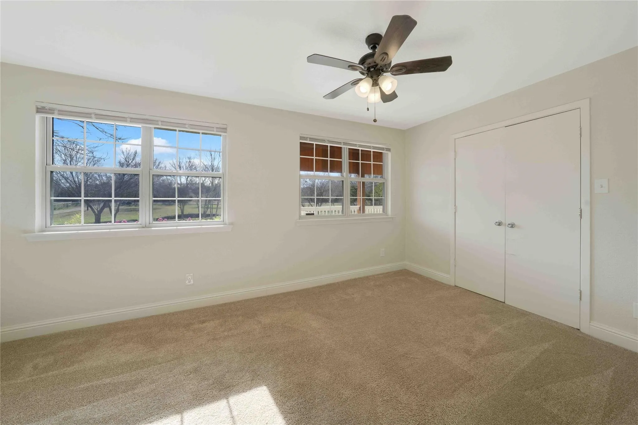Single Family Residence For Sale in Collin County , 8235 County Road 506, Anna, Texas 75409, 3 Bedroom, 2 Bathroom, Garage spaces, 1,958 Sqft, built in 1976, mls#21380727, Real Estate Agent in Anna, Homes For Sale in Collin county, Homes For Sale in Anna, Realtor in Anna Texas, Real Estate Brokerage Independent Realty Texas, Luminita Cordes Realtor
