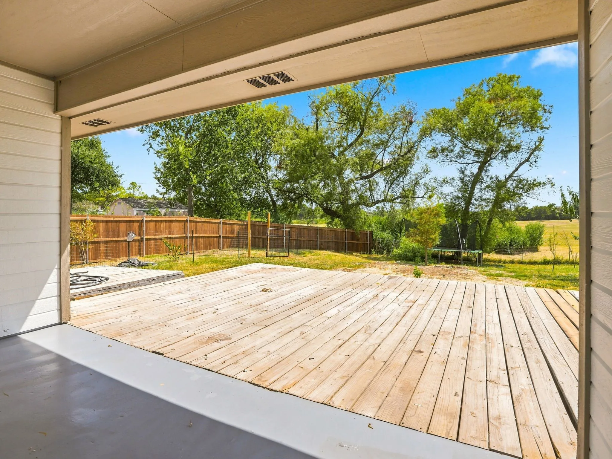 Single Family Residence For Sale in Grayson County , 213 Bryant Street, Pottsboro, Texas 75076, 3 Bedroom, 2 Bathroom, 2 Garage spaces, 1,470 Sqft, built in 2005, mls#21381573, Real Estate Agent in Pottsboro, Homes For Sale in Grayson county, Homes For Sale in Pottsboro, Realtor in Pottsboro Texas, Real Estate Brokerage Independent Realty Texas, Luminita Cordes Realtor
