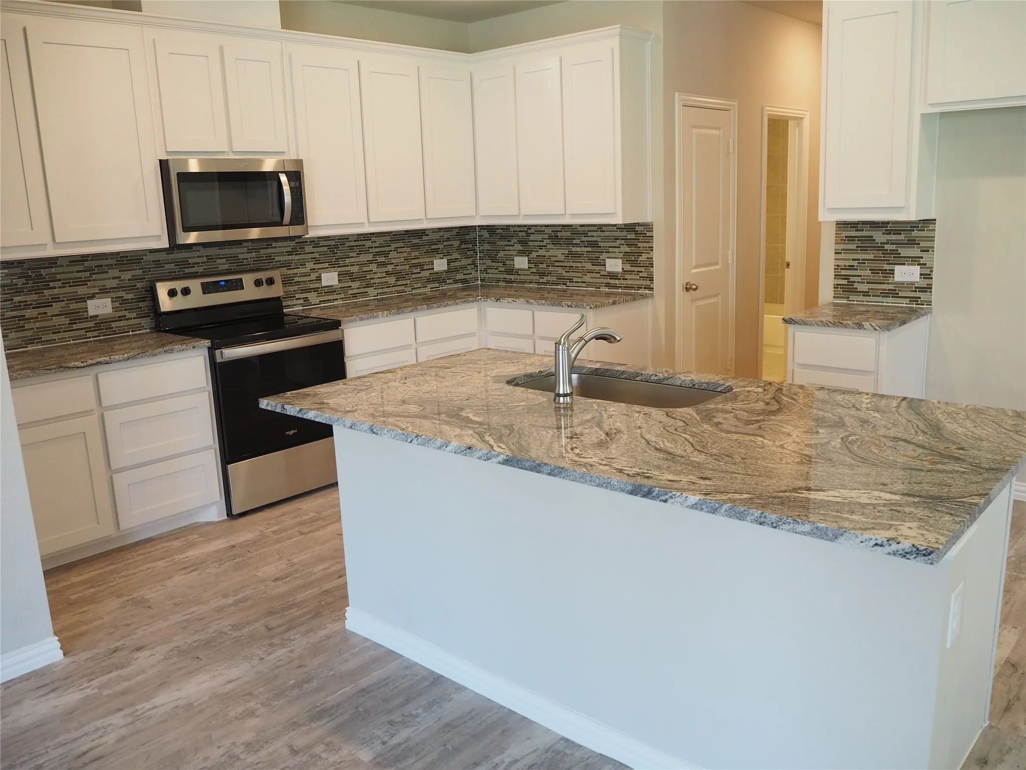 Townhouse For Rent in Denton County , 3117 Solana Circle, Denton, Texas 76207, 3 Bedroom, 3 Bathroom, 2 Garage spaces, 2,096 Sqft, built in 2024, mls#21381574, Real Estate Agent in Denton, Homes For Rent in Denton county, Homes For Rent in Denton, Realtor in Denton Texas, Real Estate Brokerage Independent Realty Texas, Luminita Cordes Realtor