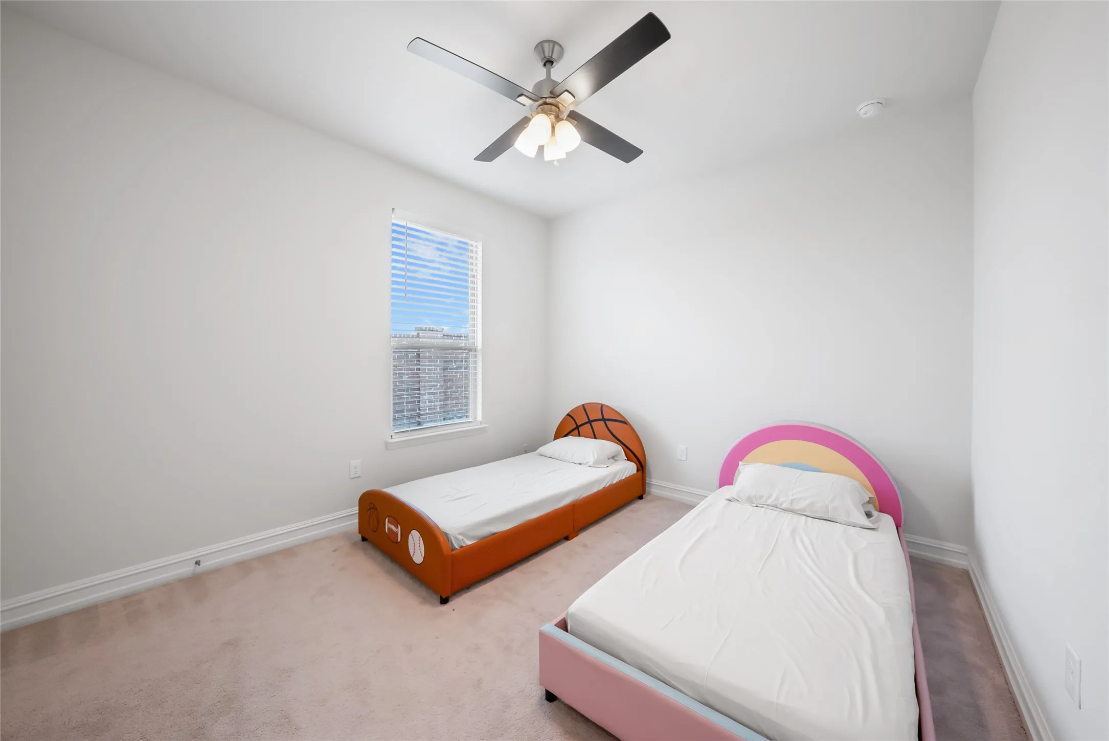 Single Family Residence For Sale in Collin County , 11222 Raimundo Road, Frisco, Texas 75035, 4 Bedroom, 3 Bathroom, 2 Garage spaces, 2,543 Sqft, built in 2019, mls#21367617, Real Estate Agent in Frisco, Homes For Sale in Collin county, Homes For Sale in Frisco, Realtor in Frisco Texas, Real Estate Brokerage Independent Realty Texas, Luminita Cordes Realtor