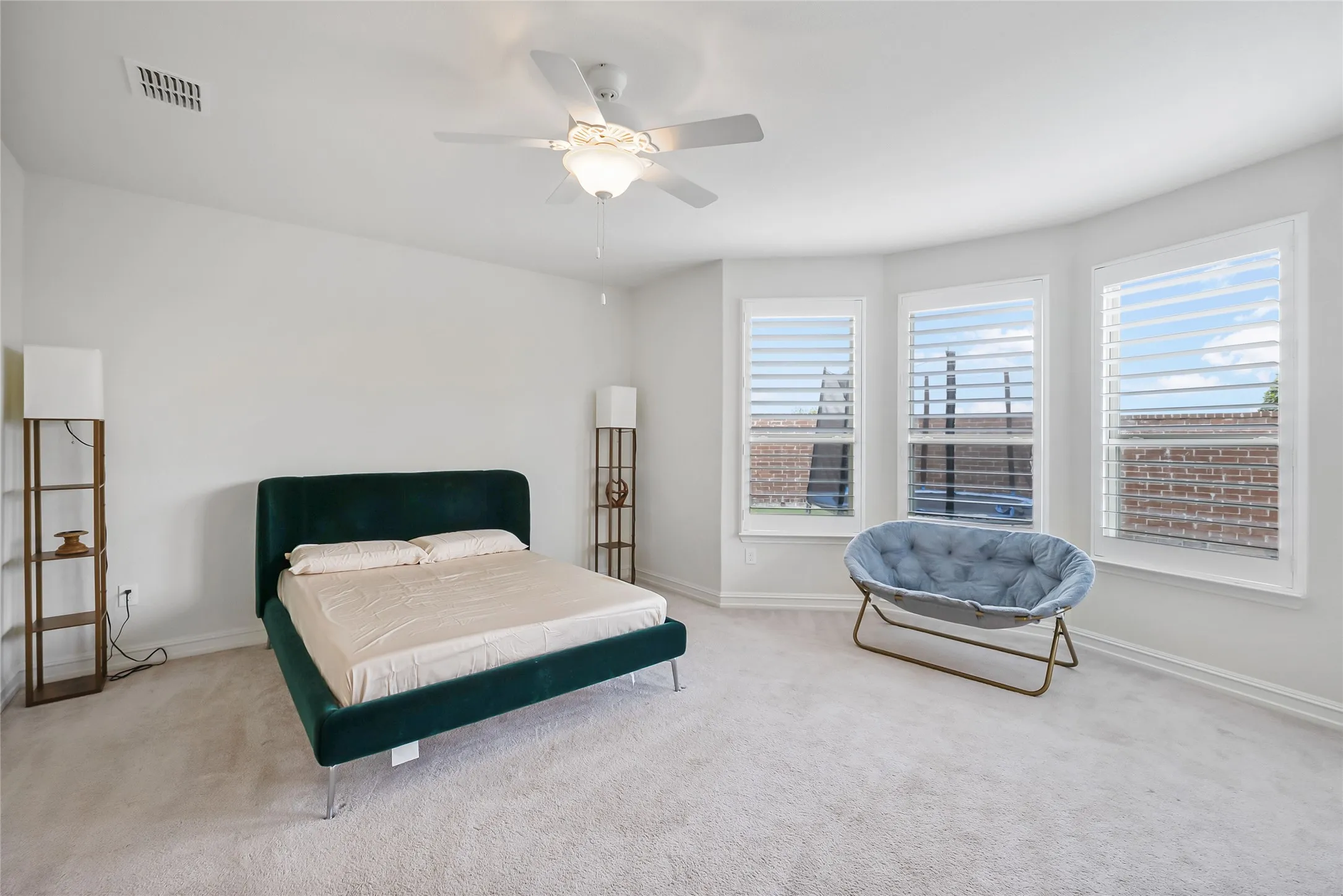 Single Family Residence For Sale in Collin County , 11222 Raimundo Road, Frisco, Texas 75035, 4 Bedroom, 3 Bathroom, 2 Garage spaces, 2,543 Sqft, built in 2019, mls#21367617, Real Estate Agent in Frisco, Homes For Sale in Collin county, Homes For Sale in Frisco, Realtor in Frisco Texas, Real Estate Brokerage Independent Realty Texas, Luminita Cordes Realtor
