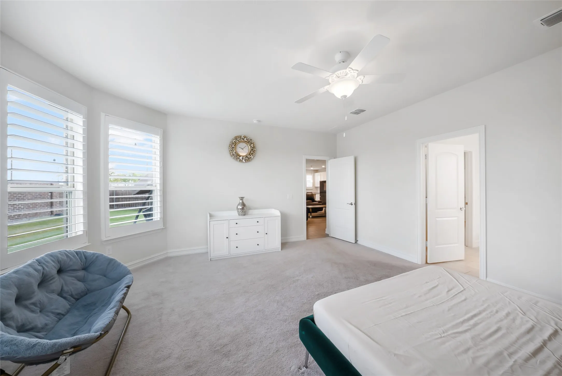 Single Family Residence For Sale in Collin County , 11222 Raimundo Road, Frisco, Texas 75035, 4 Bedroom, 3 Bathroom, 2 Garage spaces, 2,543 Sqft, built in 2019, mls#21367617, Real Estate Agent in Frisco, Homes For Sale in Collin county, Homes For Sale in Frisco, Realtor in Frisco Texas, Real Estate Brokerage Independent Realty Texas, Luminita Cordes Realtor