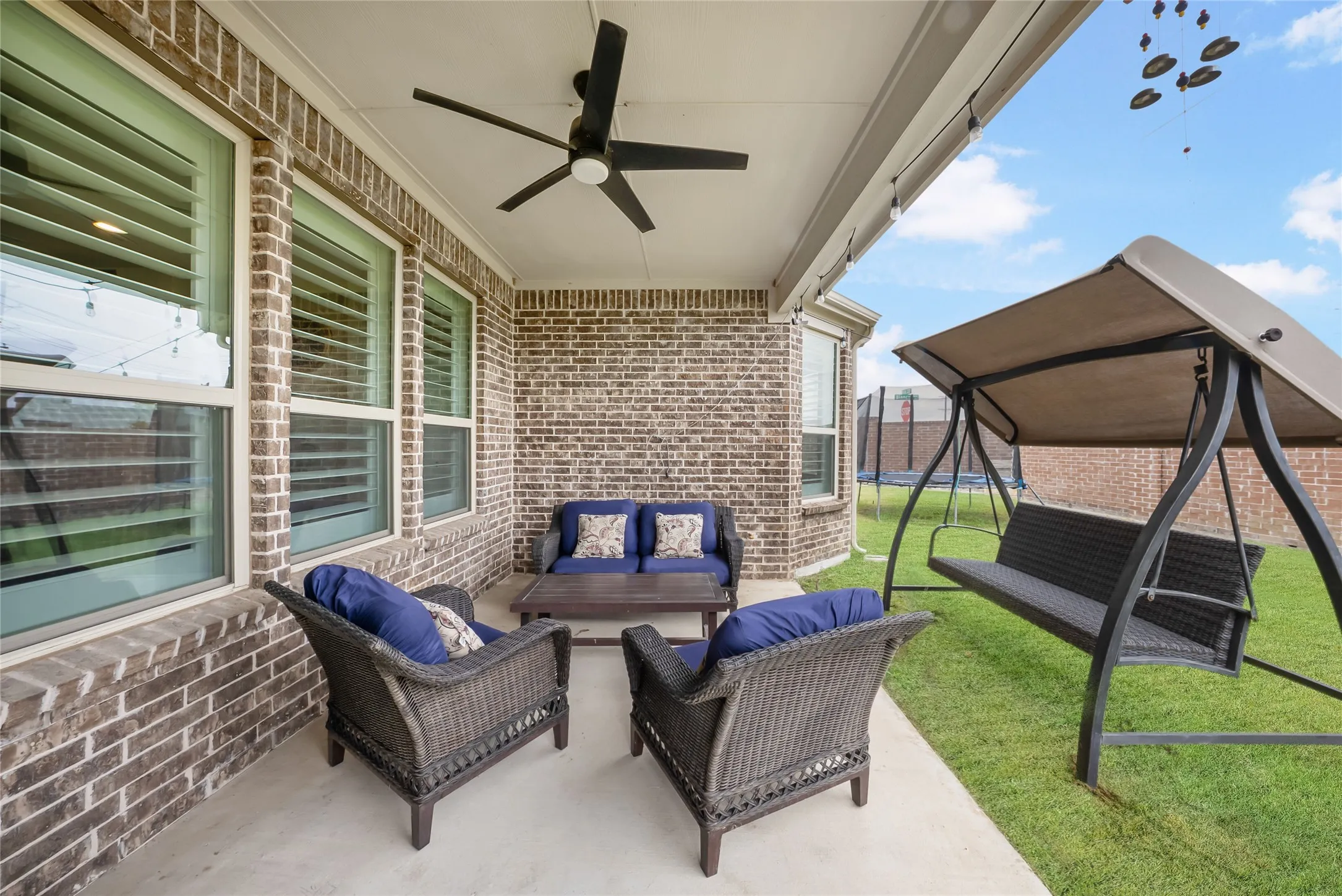 Single Family Residence For Sale in Collin County , 11222 Raimundo Road, Frisco, Texas 75035, 4 Bedroom, 3 Bathroom, 2 Garage spaces, 2,543 Sqft, built in 2019, mls#21367617, Real Estate Agent in Frisco, Homes For Sale in Collin county, Homes For Sale in Frisco, Realtor in Frisco Texas, Real Estate Brokerage Independent Realty Texas, Luminita Cordes Realtor