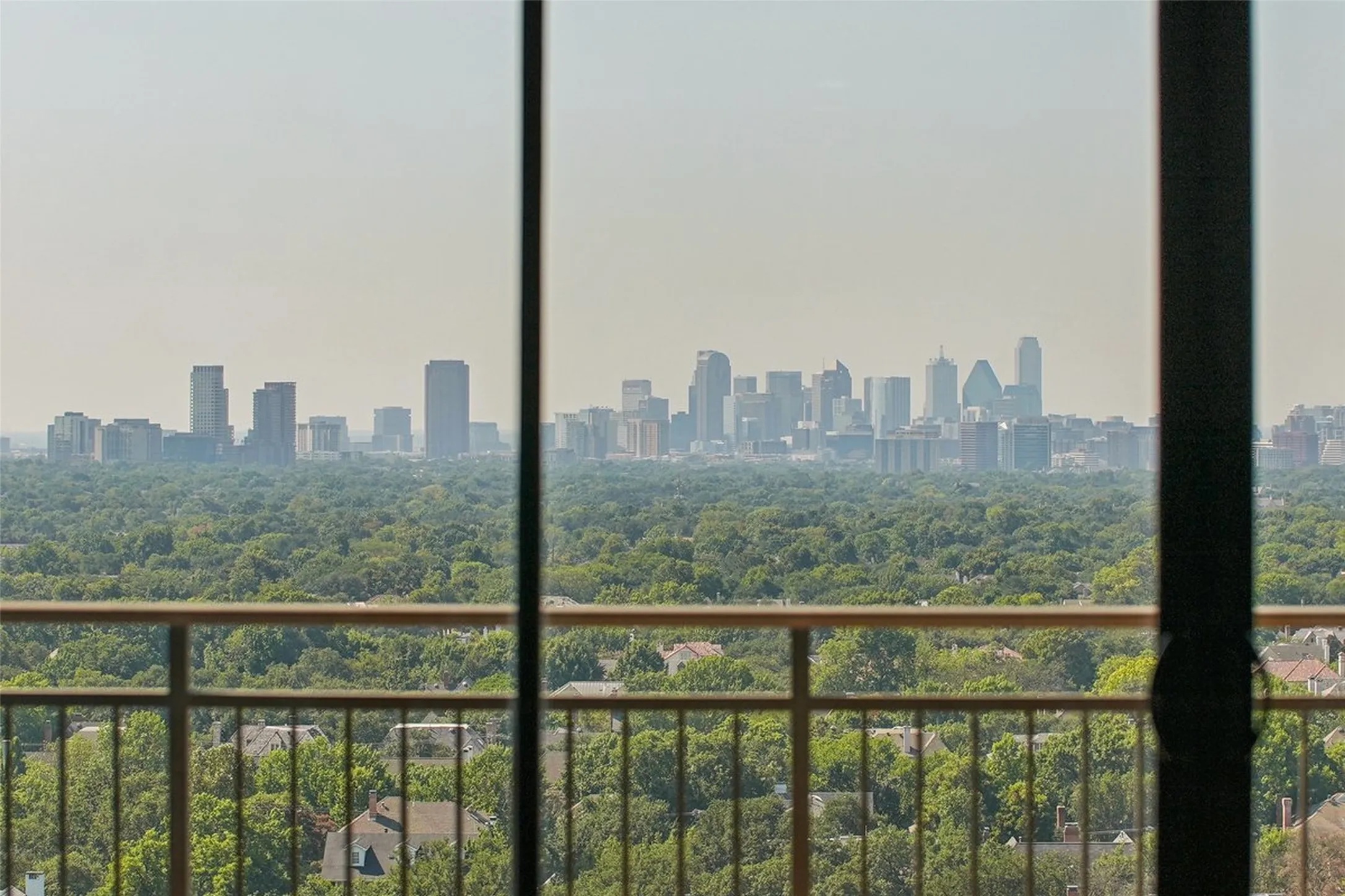 Condominium For Sale in Dallas County , 6335 W Northwest Highway 1514, Dallas, Texas 75225, 2 Bedroom, 2 Bathroom, 2 Garage spaces, 1,543 Sqft, built in 1966, mls#21371442, Real Estate Agent in Dallas, Homes For Sale in Dallas county, Homes For Sale in Dallas, Realtor in Dallas Texas, Real Estate Brokerage Independent Realty Texas, Luminita Cordes Realtor