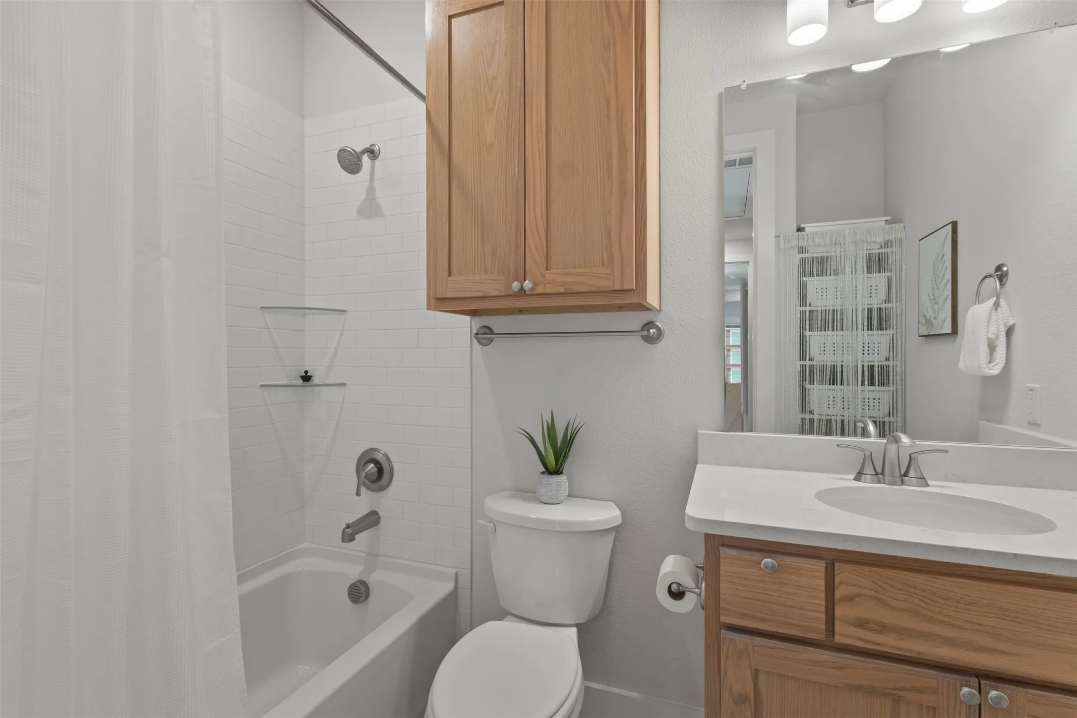 Single Family Residence For Sale in Dallas County , 3905 Henley Lane, Garland, Texas 75043, 4 Bedroom, 3 Bathroom, 2 Garage spaces, 2,385 Sqft, built in 2024, mls#21381576, Real Estate Agent in Garland, Homes For Sale in Dallas county, Homes For Sale in Garland, Realtor in Garland Texas, Real Estate Brokerage Independent Realty Texas, Luminita Cordes Realtor