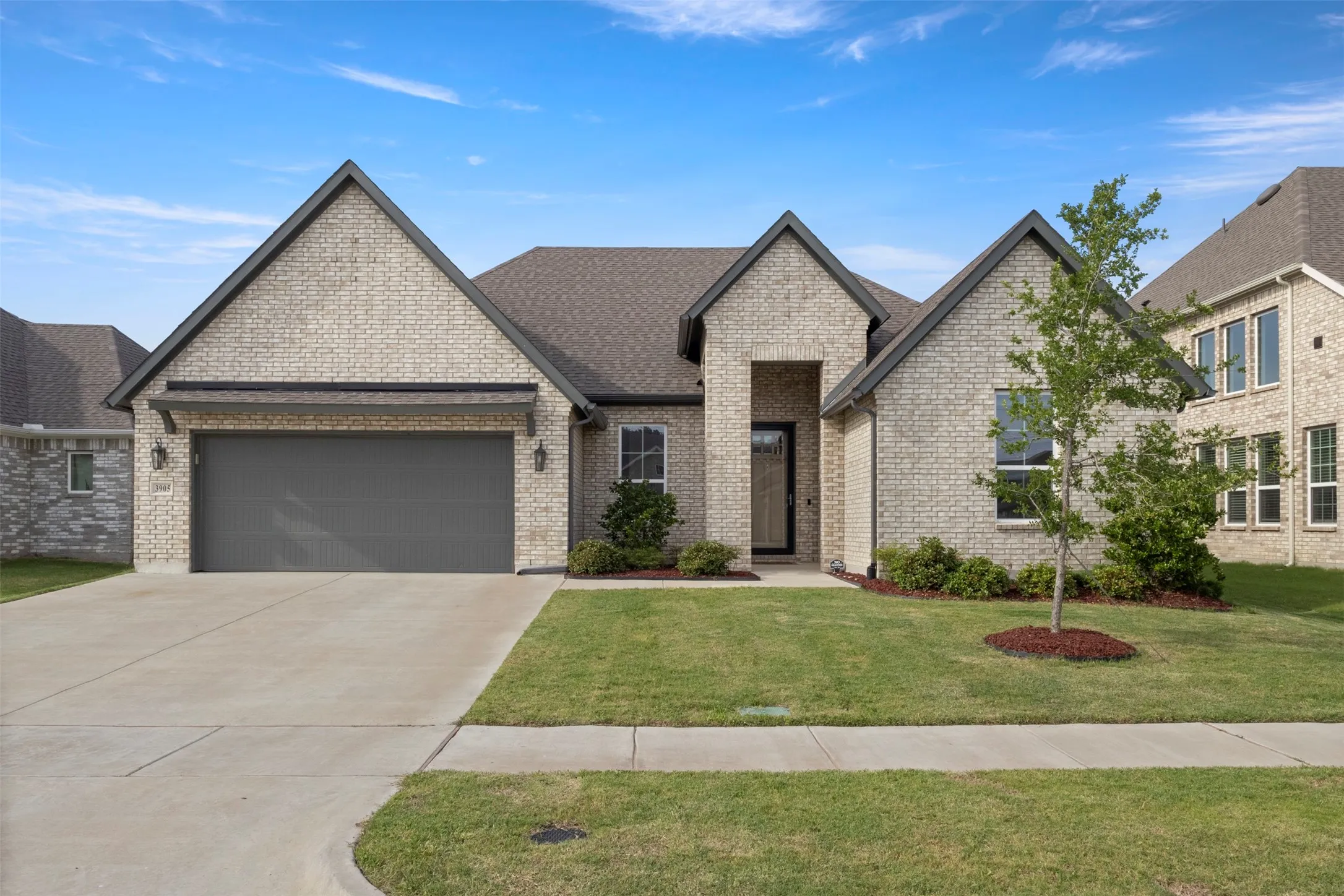 Single Family Residence For Sale in Dallas County , 3905 Henley Lane, Garland, Texas 75043, 4 Bedroom, 3 Bathroom, 2 Garage spaces, 2,385 Sqft, built in 2024, mls#21381576, Real Estate Agent in Garland, Homes For Sale in Dallas county, Homes For Sale in Garland, Realtor in Garland Texas, Real Estate Brokerage Independent Realty Texas, Luminita Cordes Realtor