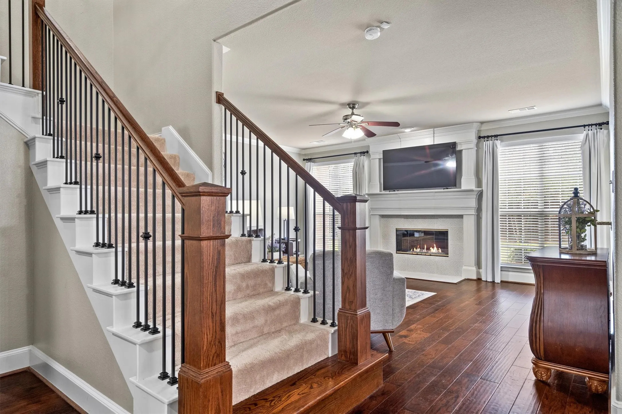 Updated bannister
