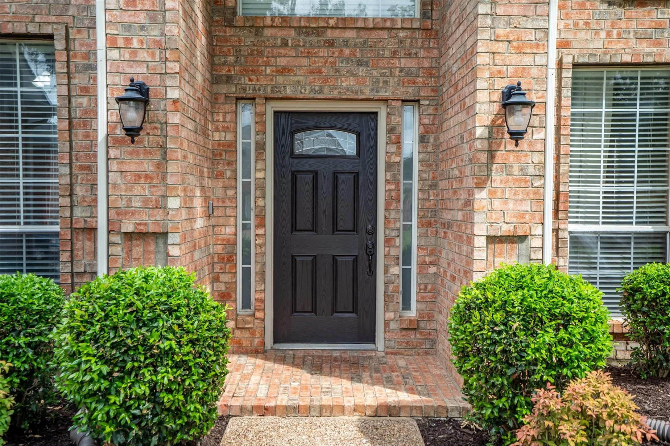 Single Family Residence For Sale in Denton County , 2116 Tennyson Drive, Flower Mound, Texas 75028, 4 Bedroom, 3 Bathroom, 2 Garage spaces, 3,674 Sqft, built in 1997, mls#21376116, Real Estate Agent in Flower Mound, Homes For Sale in Denton county, Homes For Sale in Flower Mound, Realtor in Flower Mound Texas, Real Estate Brokerage Independent Realty Texas, Luminita Cordes Realtor