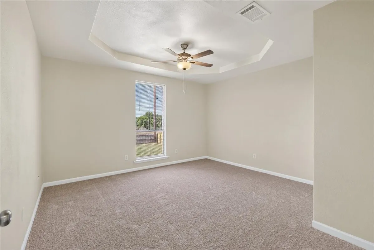 Single Family Residence For Sale in Henderson County , 7900 Private Road 7905, Athens, Texas 75752, 4 Bedroom, 3 Bathroom, 2 Garage spaces, 2,198 Sqft, built in 2008, mls#21381540, Real Estate Agent in Athens, Homes For Sale in Henderson county, Homes For Sale in Athens, Realtor in Athens Texas, Real Estate Brokerage Independent Realty Texas, Luminita Cordes Realtor