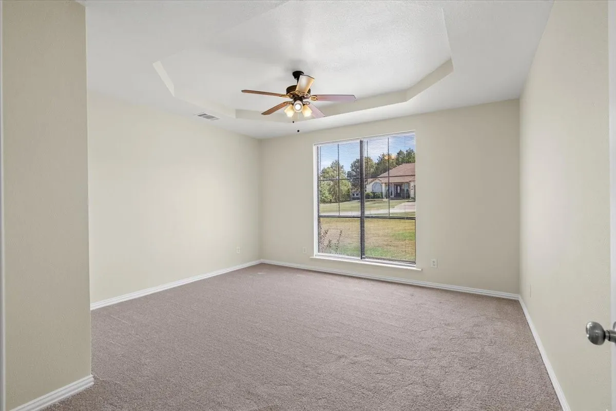 Single Family Residence For Sale in Henderson County , 7900 Private Road 7905, Athens, Texas 75752, 4 Bedroom, 3 Bathroom, 2 Garage spaces, 2,198 Sqft, built in 2008, mls#21381540, Real Estate Agent in Athens, Homes For Sale in Henderson county, Homes For Sale in Athens, Realtor in Athens Texas, Real Estate Brokerage Independent Realty Texas, Luminita Cordes Realtor