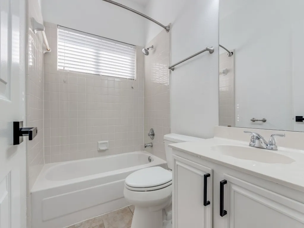 Single Family Residence For Rent in Collin County , 6841 Bellehaven Drive, Plano, Texas 75023, 3 Bedroom, 3 Bathroom, 2 Garage spaces, 1,824 Sqft, built in 1989, mls#21381587, Real Estate Agent in Plano, Homes For Rent in Collin county, Homes For Rent in Plano, Realtor in Plano Texas, Real Estate Brokerage Independent Realty Texas, Luminita Cordes Realtor