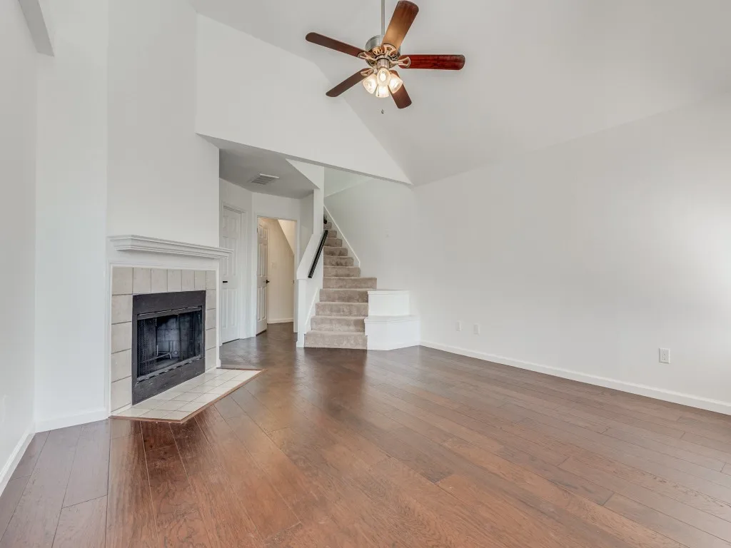 Single Family Residence For Rent in Collin County , 6841 Bellehaven Drive, Plano, Texas 75023, 3 Bedroom, 3 Bathroom, 2 Garage spaces, 1,824 Sqft, built in 1989, mls#21381587, Real Estate Agent in Plano, Homes For Rent in Collin county, Homes For Rent in Plano, Realtor in Plano Texas, Real Estate Brokerage Independent Realty Texas, Luminita Cordes Realtor