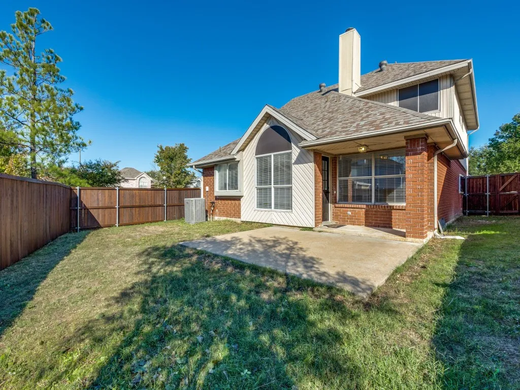Single Family Residence For Rent in Collin County , 6841 Bellehaven Drive, Plano, Texas 75023, 3 Bedroom, 3 Bathroom, 2 Garage spaces, 1,824 Sqft, built in 1989, mls#21381587, Real Estate Agent in Plano, Homes For Rent in Collin county, Homes For Rent in Plano, Realtor in Plano Texas, Real Estate Brokerage Independent Realty Texas, Luminita Cordes Realtor