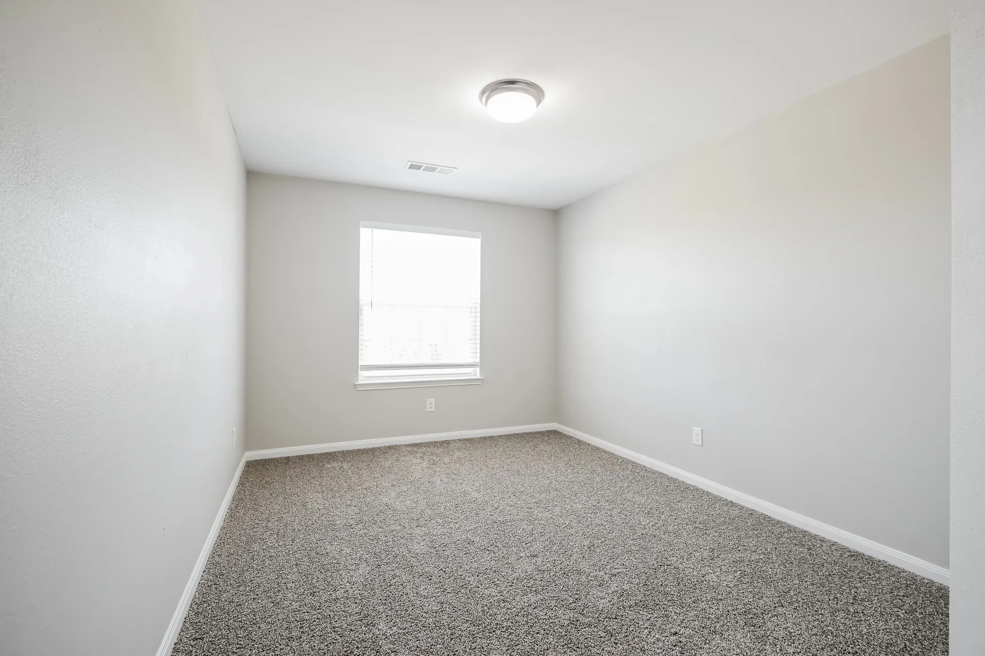 Single Family Residence For Rent in Dallas County , 710 Shady Meadow Lane, Glenn Heights, Texas 75154, 4 Bedroom, 2 Bathroom, 2 Garage spaces, 2,312 Sqft, built in 2016, mls#21381589, Real Estate Agent in Glenn Heights, Homes For Rent in Dallas county, Homes For Rent in Glenn Heights, Realtor in Glenn Heights Texas, Real Estate Brokerage Independent Realty Texas, Luminita Cordes Realtor