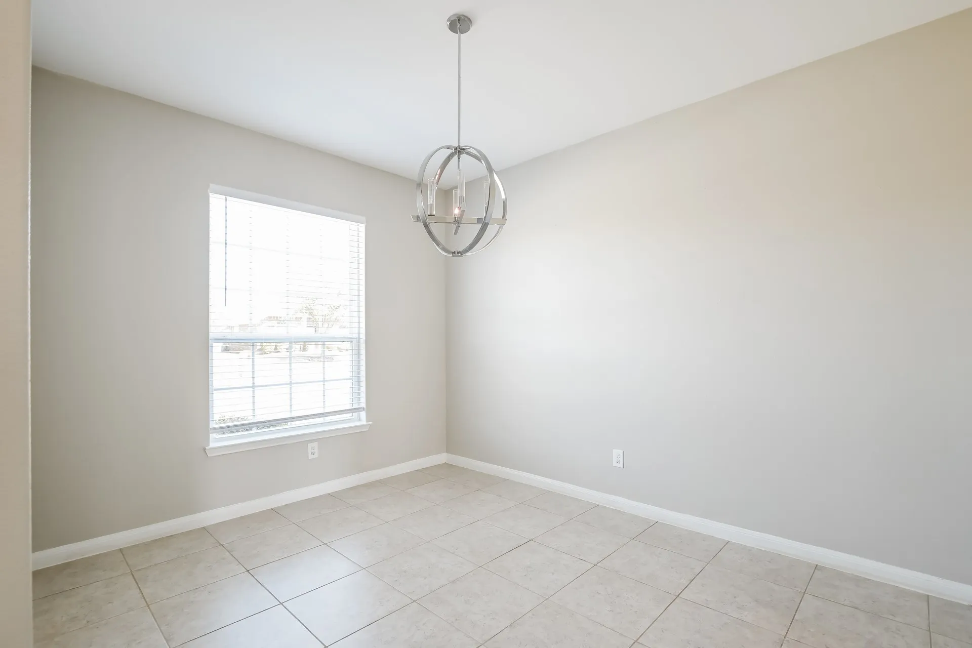 Single Family Residence For Rent in Dallas County , 710 Shady Meadow Lane, Glenn Heights, Texas 75154, 4 Bedroom, 2 Bathroom, 2 Garage spaces, 2,312 Sqft, built in 2016, mls#21381589, Real Estate Agent in Glenn Heights, Homes For Rent in Dallas county, Homes For Rent in Glenn Heights, Realtor in Glenn Heights Texas, Real Estate Brokerage Independent Realty Texas, Luminita Cordes Realtor
