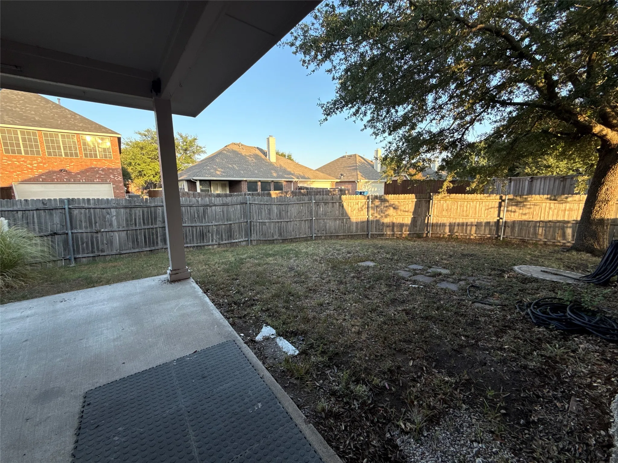 Single Family Residence For Rent in Dallas County , 8014 Wilmington Drive, Rowlett, Texas 75089, 3 Bedroom, 2 Bathroom, 2 Garage spaces, 1,923 Sqft, built in 2003, mls#21381590, Real Estate Agent in Rowlett, Homes For Rent in Dallas county, Homes For Rent in Rowlett, Realtor in Rowlett Texas, Real Estate Brokerage Independent Realty Texas, Luminita Cordes Realtor