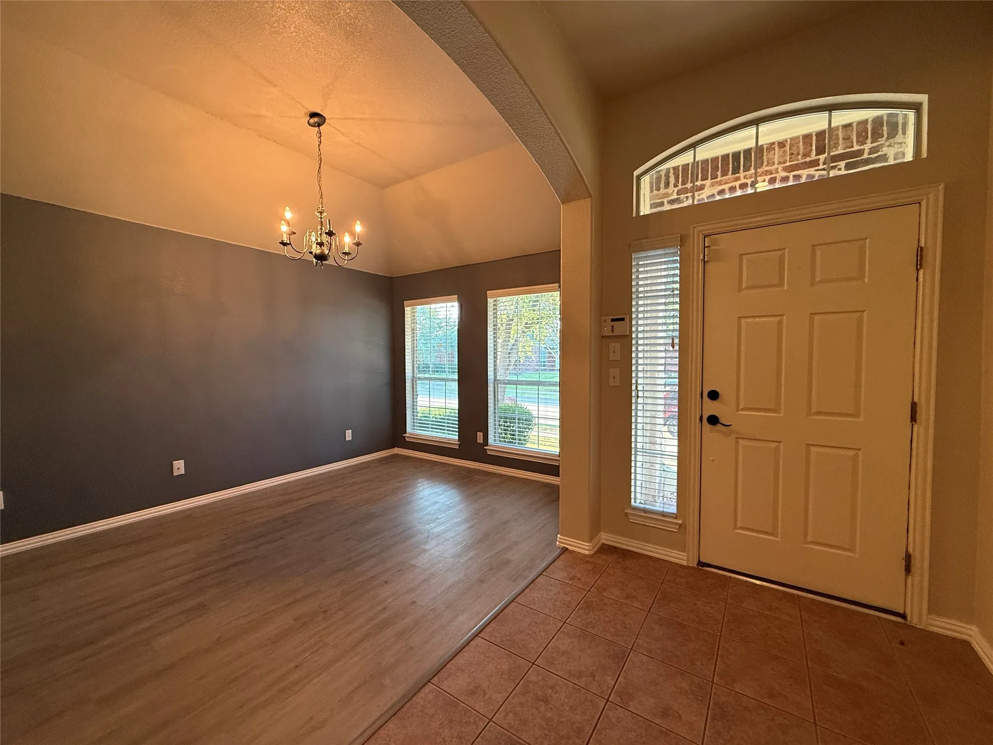 Single Family Residence For Rent in Dallas County , 8014 Wilmington Drive, Rowlett, Texas 75089, 3 Bedroom, 2 Bathroom, 2 Garage spaces, 1,923 Sqft, built in 2003, mls#21381590, Real Estate Agent in Rowlett, Homes For Rent in Dallas county, Homes For Rent in Rowlett, Realtor in Rowlett Texas, Real Estate Brokerage Independent Realty Texas, Luminita Cordes Realtor