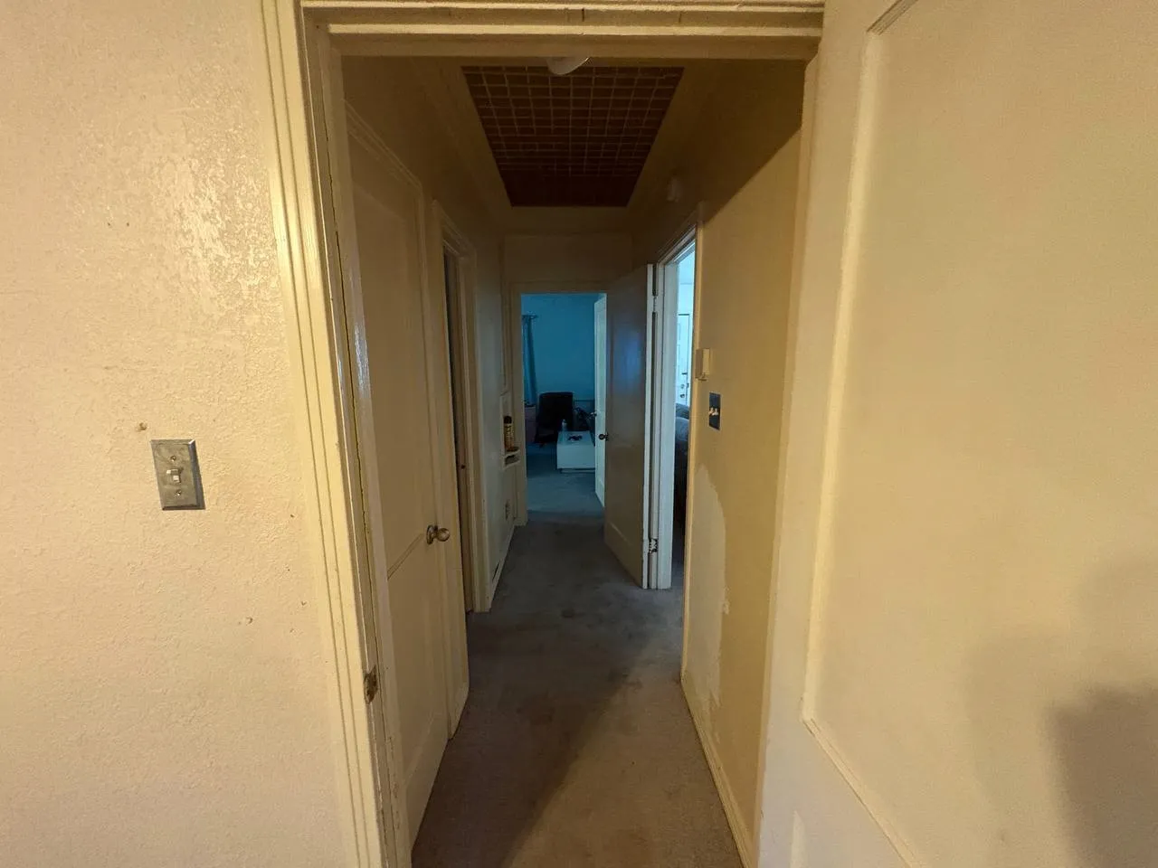 Single Family Residence For Sale in Dallas County , 2514 Michigan Avenue, Dallas, Texas 75216, 3 Bedroom, 2 Bathroom, 3 Garage spaces, 1,073 Sqft, built in 1948, mls#21381591, Real Estate Agent in Dallas, Homes For Sale in Dallas county, Homes For Sale in Dallas, Realtor in Dallas Texas, Real Estate Brokerage Independent Realty Texas, Luminita Cordes Realtor