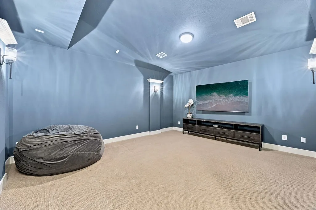 Single Family Residence For Sale in Collin County , 120 Miramar Drive, Prosper, Texas 75078, 4 Bedroom, 4 Bathroom, 2 Garage spaces, 3,419 Sqft, built in 2022, mls#21368346, Real Estate Agent in Prosper, Homes For Sale in Collin county, Homes For Sale in Prosper, Realtor in Prosper Texas, Real Estate Brokerage Independent Realty Texas, Luminita Cordes Realtor