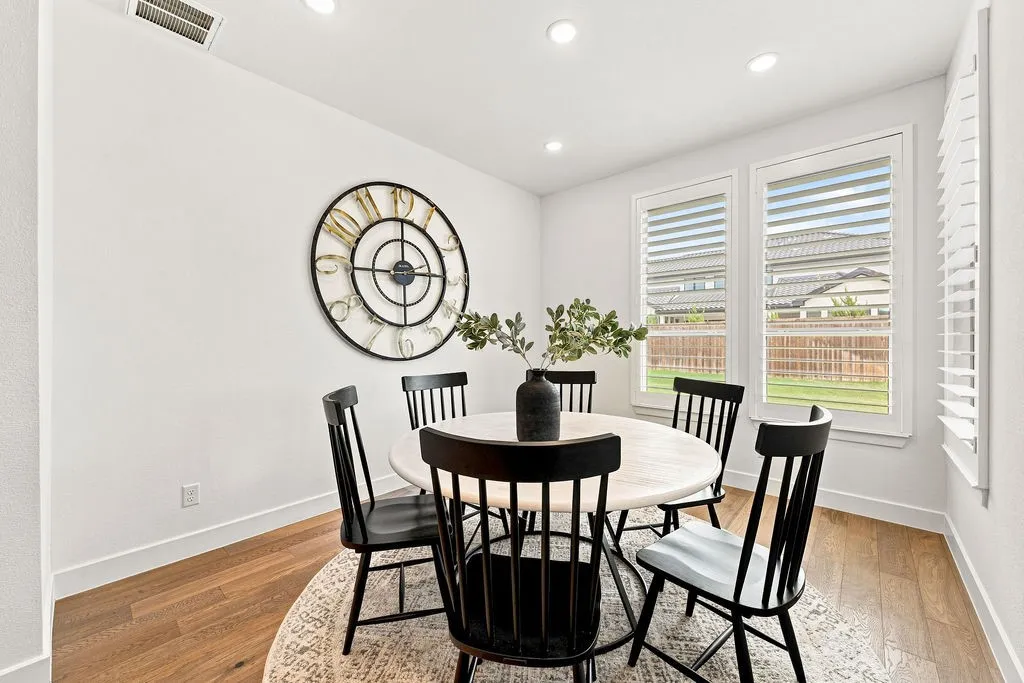 Single Family Residence For Sale in Collin County , 120 Miramar Drive, Prosper, Texas 75078, 4 Bedroom, 4 Bathroom, 2 Garage spaces, 3,419 Sqft, built in 2022, mls#21368346, Real Estate Agent in Prosper, Homes For Sale in Collin county, Homes For Sale in Prosper, Realtor in Prosper Texas, Real Estate Brokerage Independent Realty Texas, Luminita Cordes Realtor