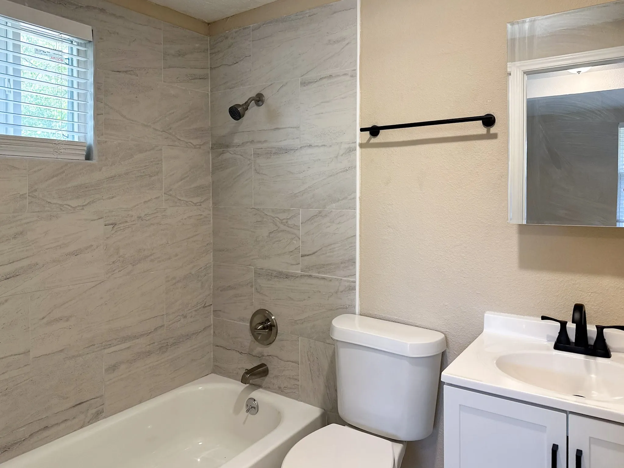 Single Family Residence For Rent in Dallas County , 108 Jenny Kay Lane, Irving, Texas 75060, 4 Bedroom, 3 Bathroom, Garage spaces, 1,566 Sqft, built in 1958, mls#21377225, Real Estate Agent in Irving, Homes For Rent in Dallas county, Homes For Rent in Irving, Realtor in Irving Texas, Real Estate Brokerage Independent Realty Texas, Luminita Cordes Realtor